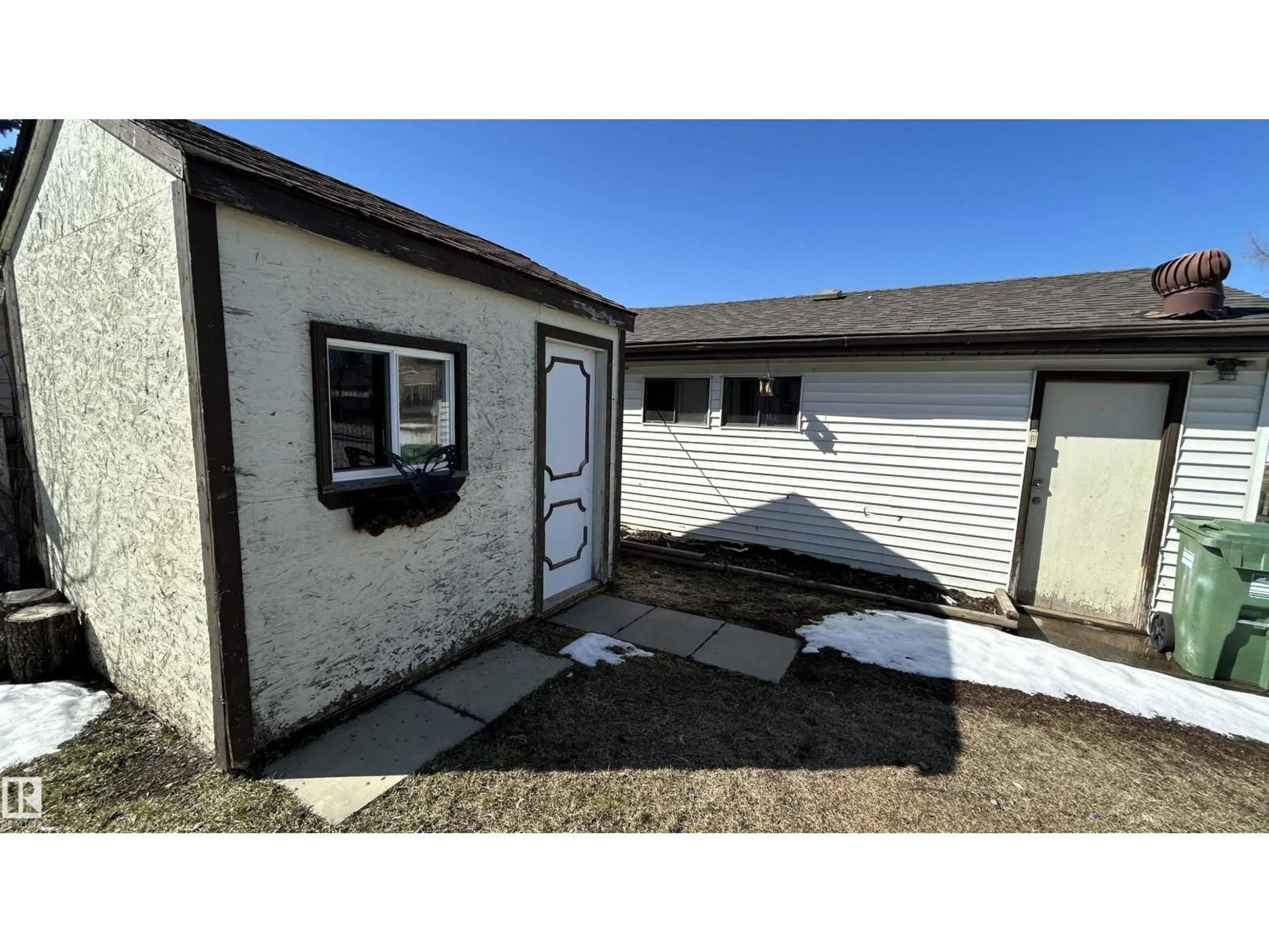 A pic from outside/outdoor area/front of a property/back of a property/a pic from drone, street for 4401 44 AV, Bonnyville Town Alberta T9N1X1
