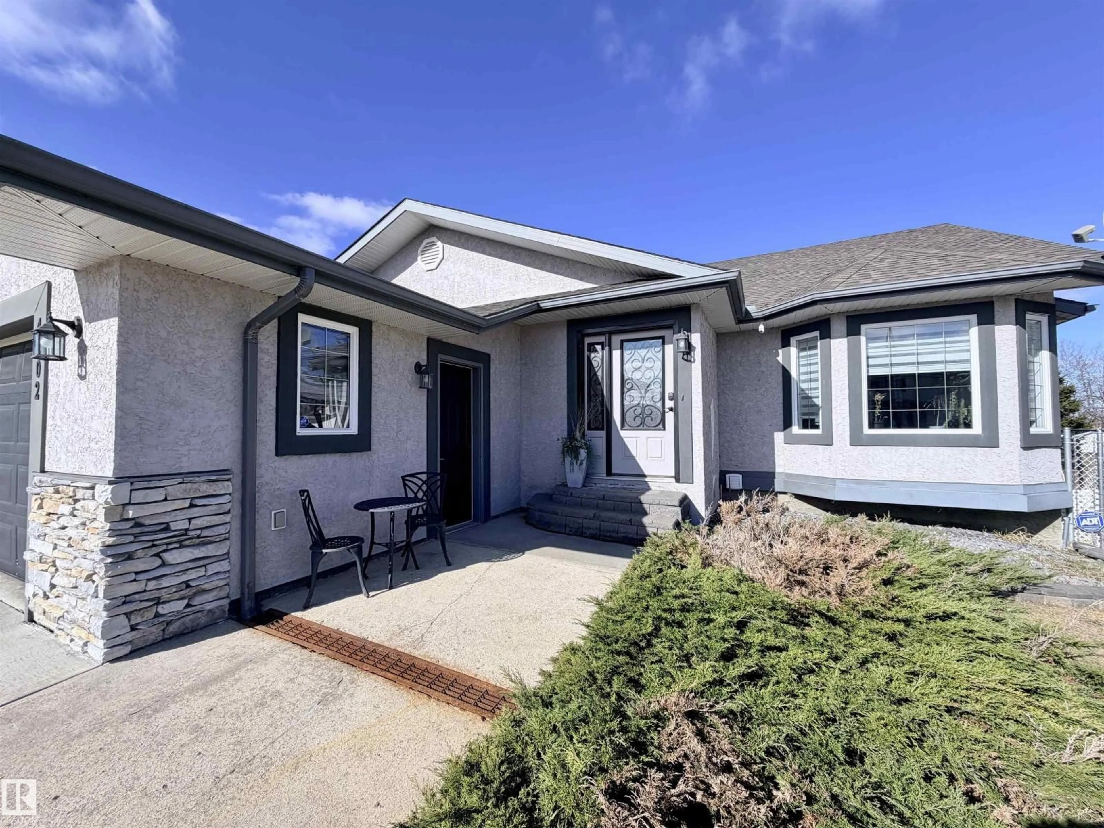 Home with vinyl exterior material, street for 4402 60 ST, St. Paul Town Alberta T0A3A1
