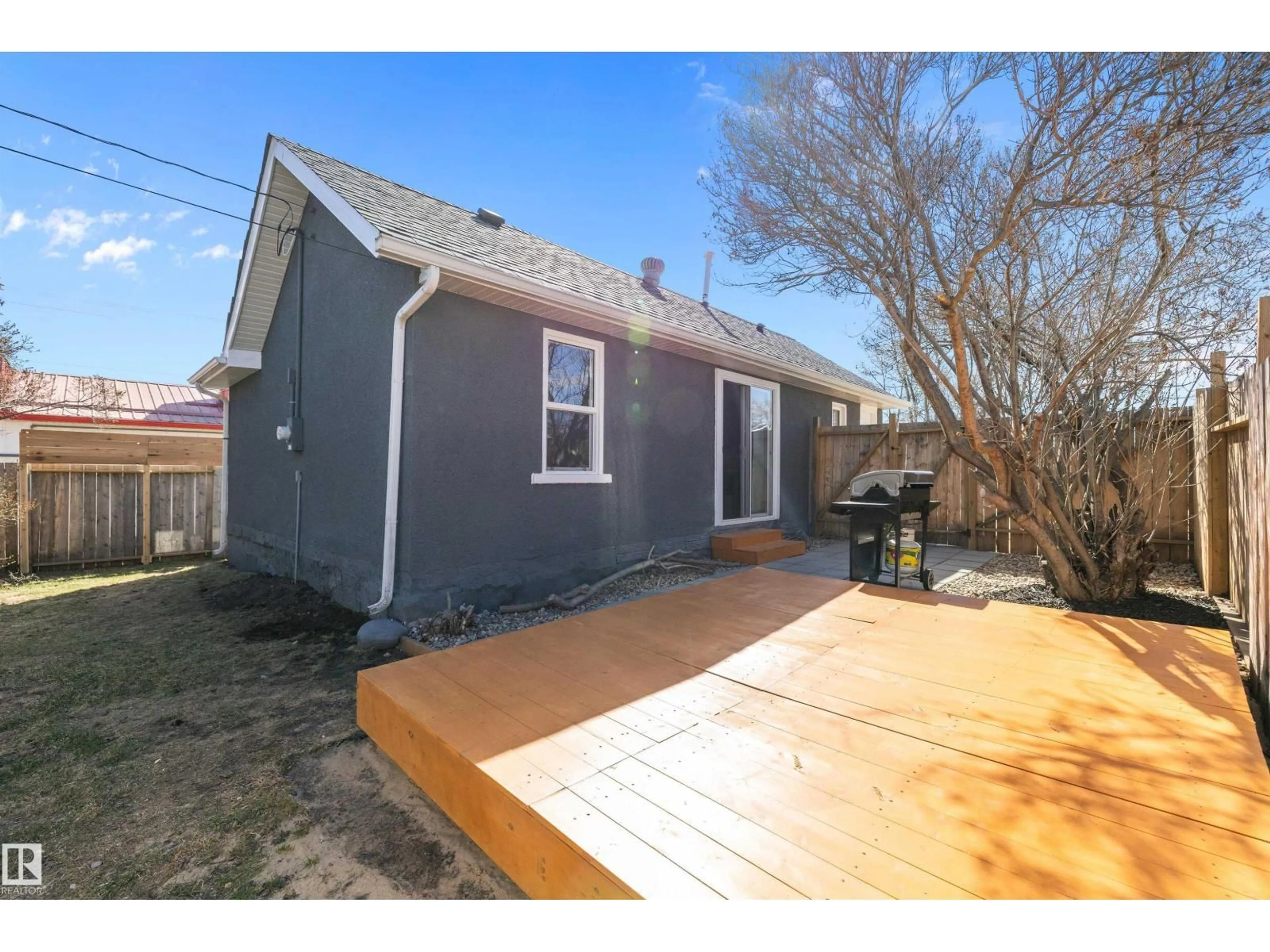 Unknown for 4908 49 AV, Onoway Alberta T0E1V0