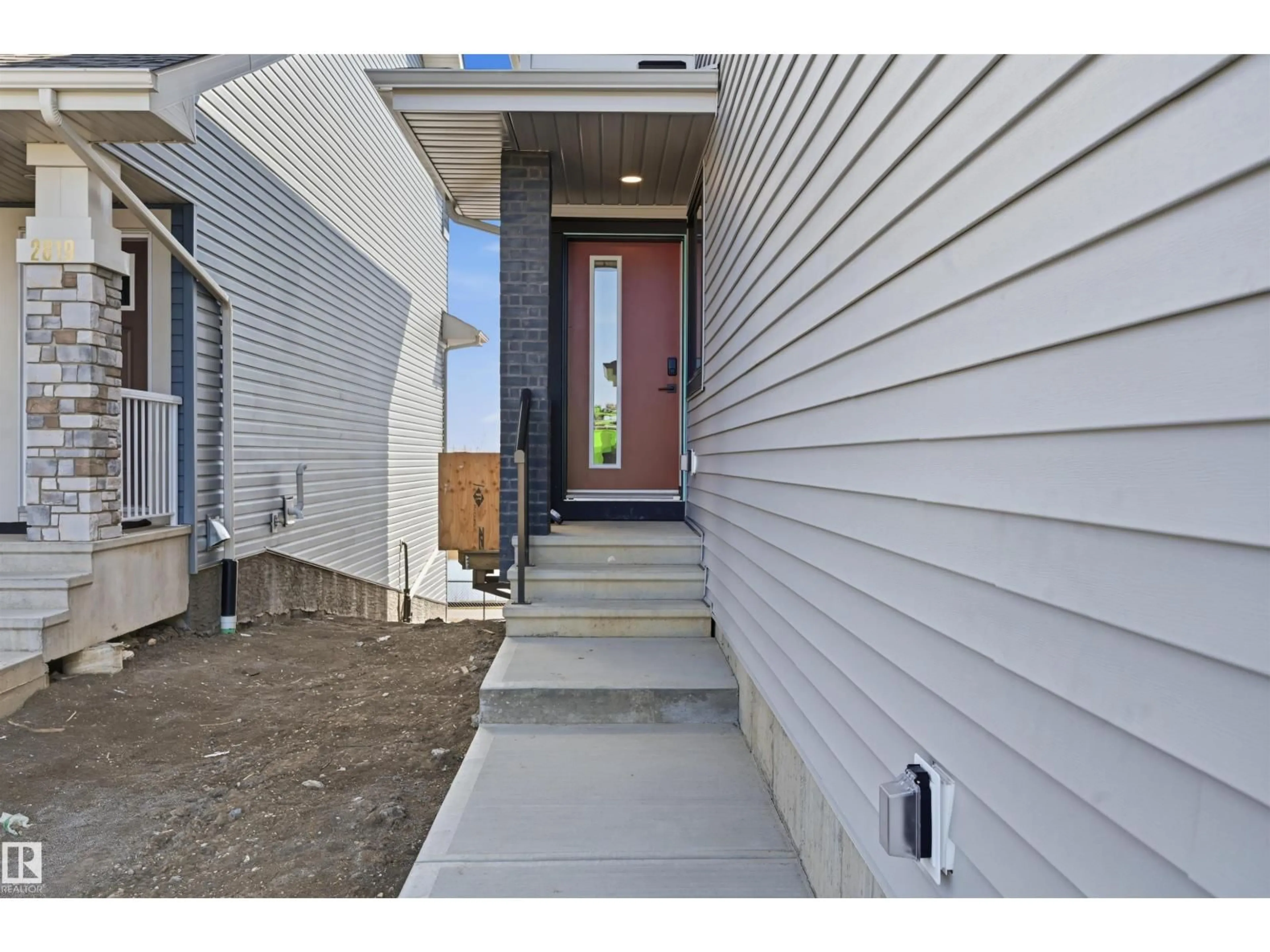 Unknown for 2815 188 ST, Edmonton Alberta T6M3J1