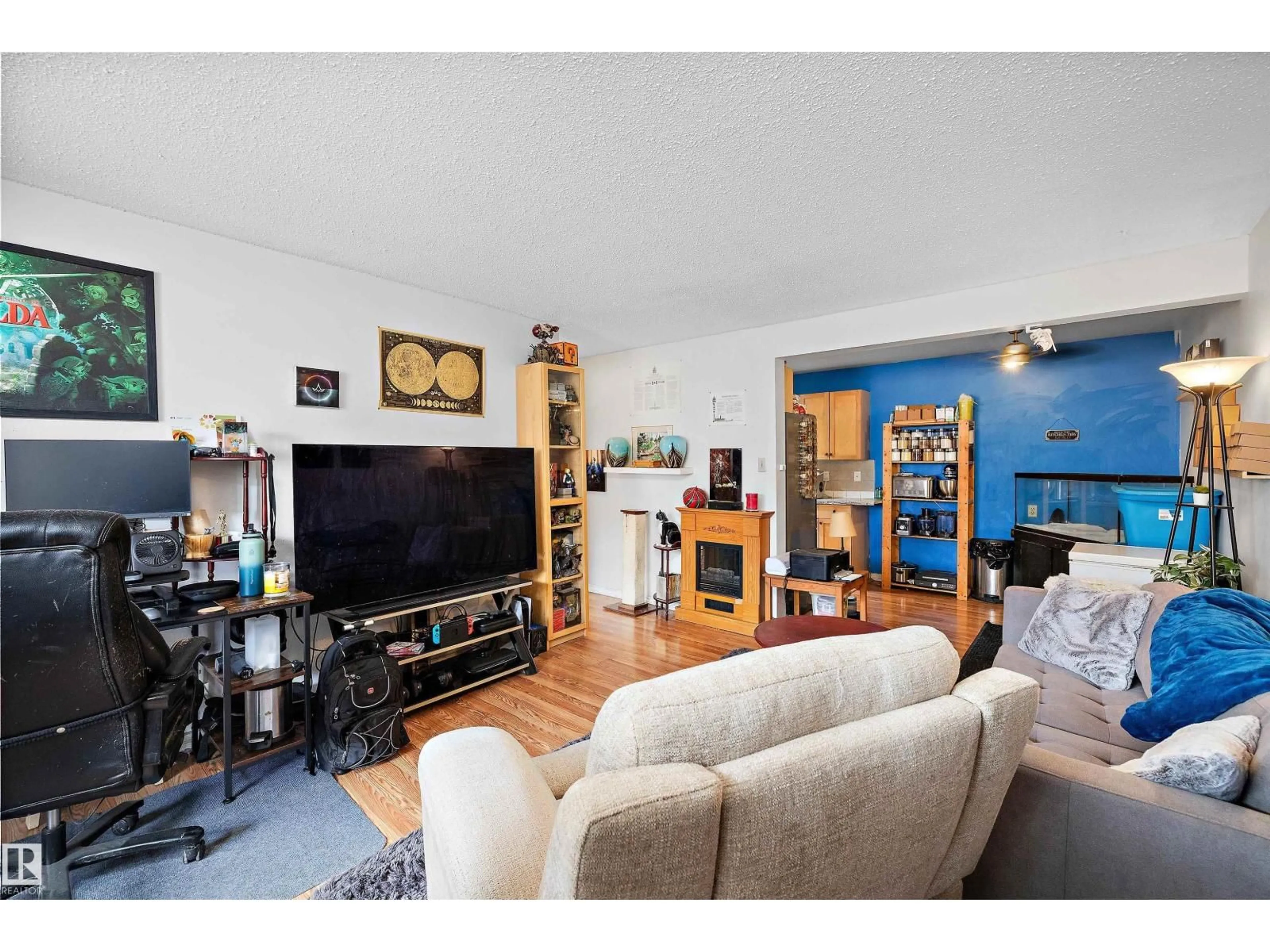 Unknown for #206 - 10529 93 ST, Edmonton Alberta T8E2C8