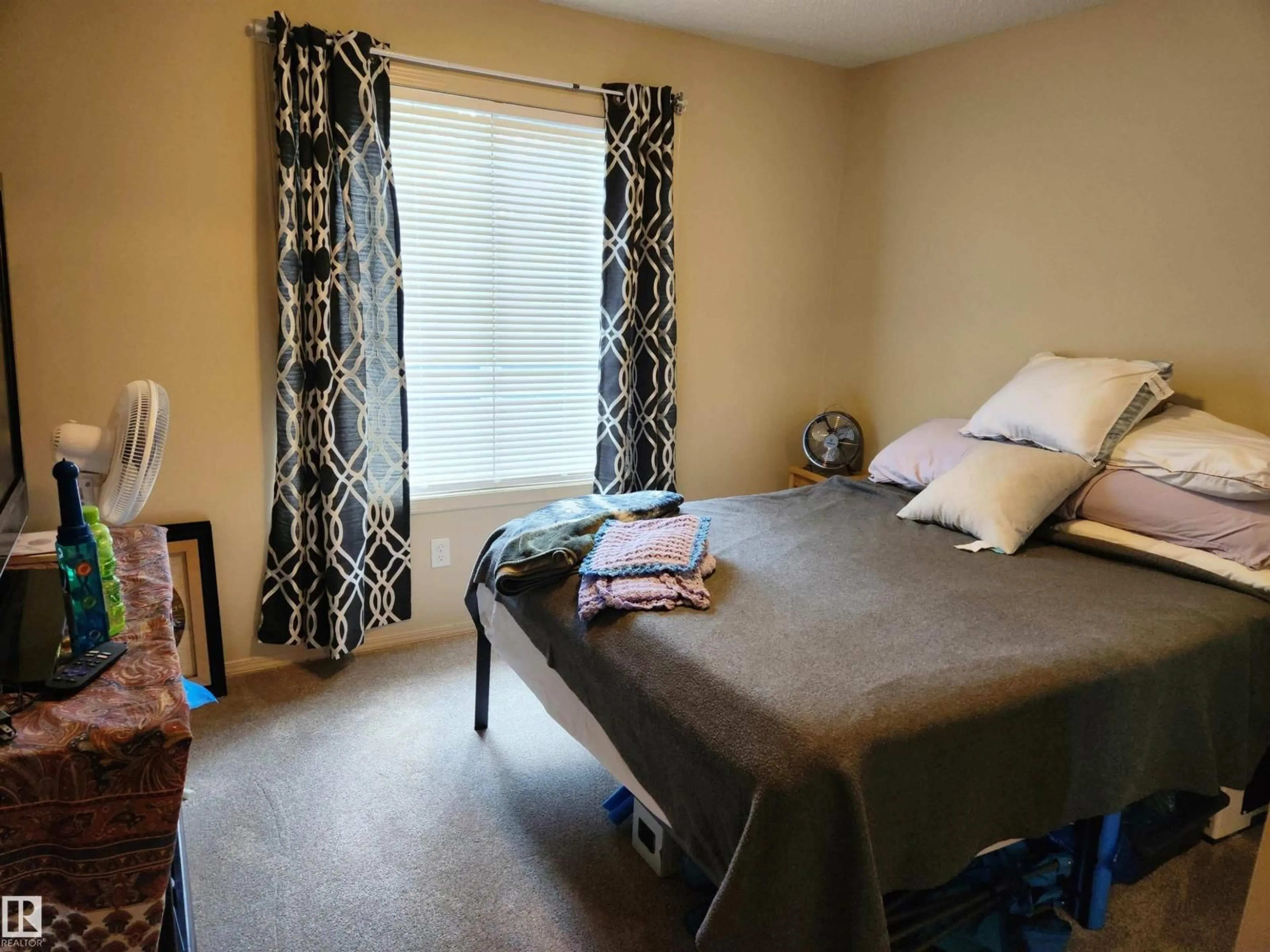 A pic of a room for #123 - 2098 BLACKMUD CREEK DR, Edmonton Alberta T6W1T7