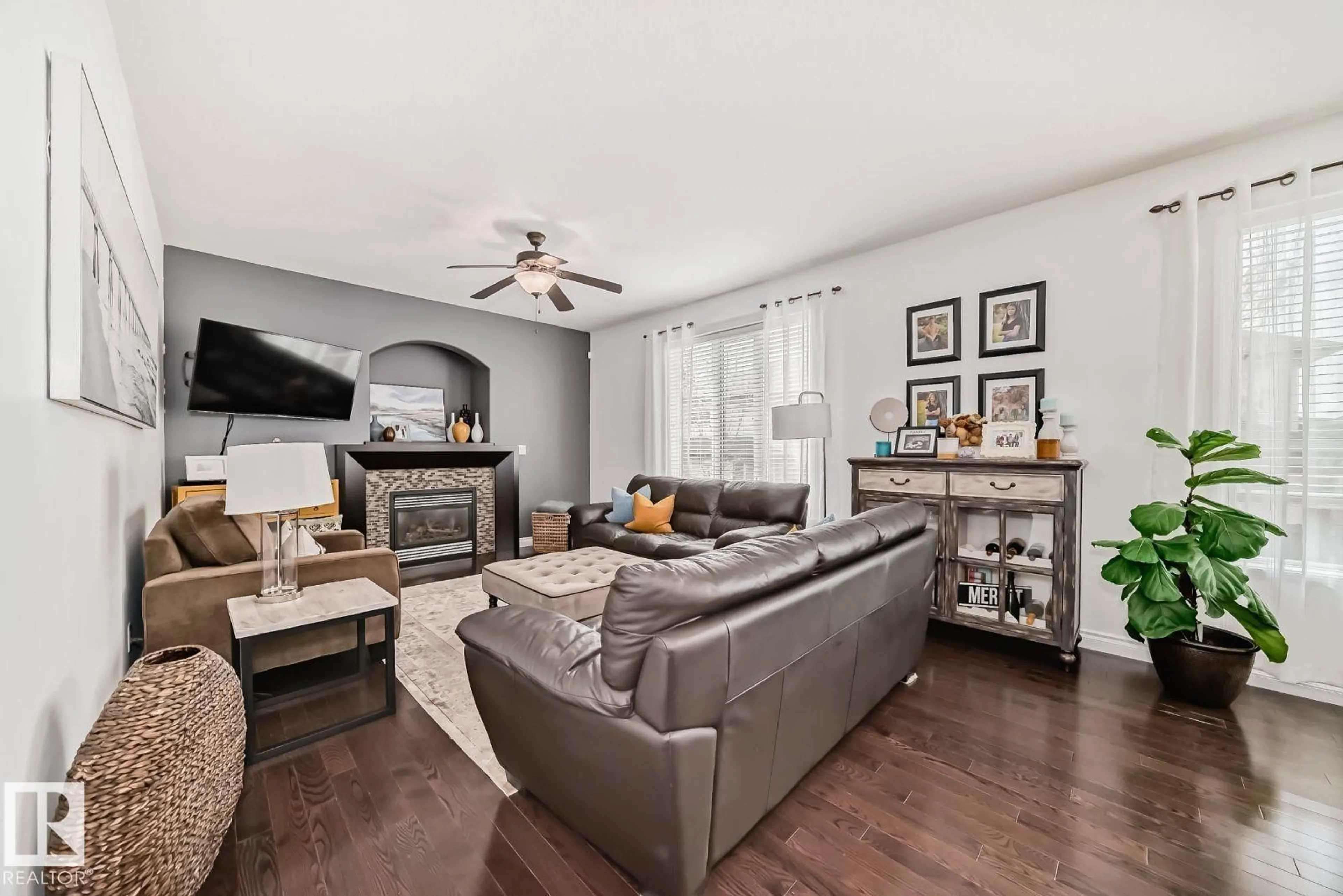 Living room with furniture, unknown for 17436 108 ST, Edmonton Alberta T5X0C1