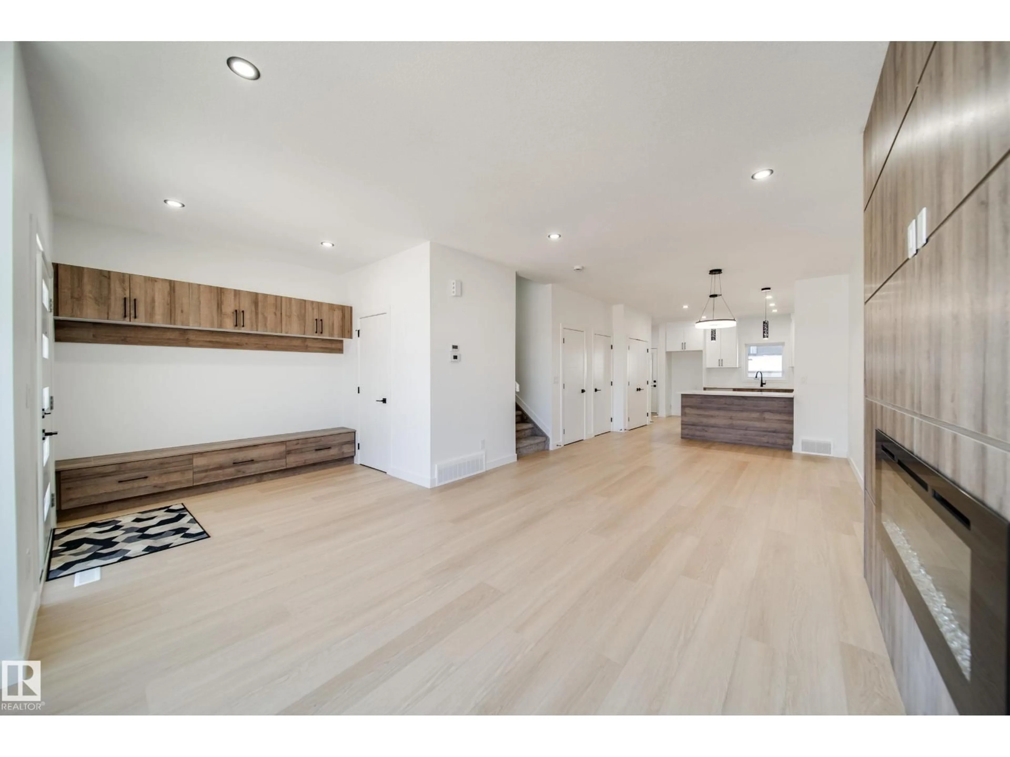 Unknown for 86 BLACKBIRD BEND, Fort Saskatchewan Alberta T8L0G6