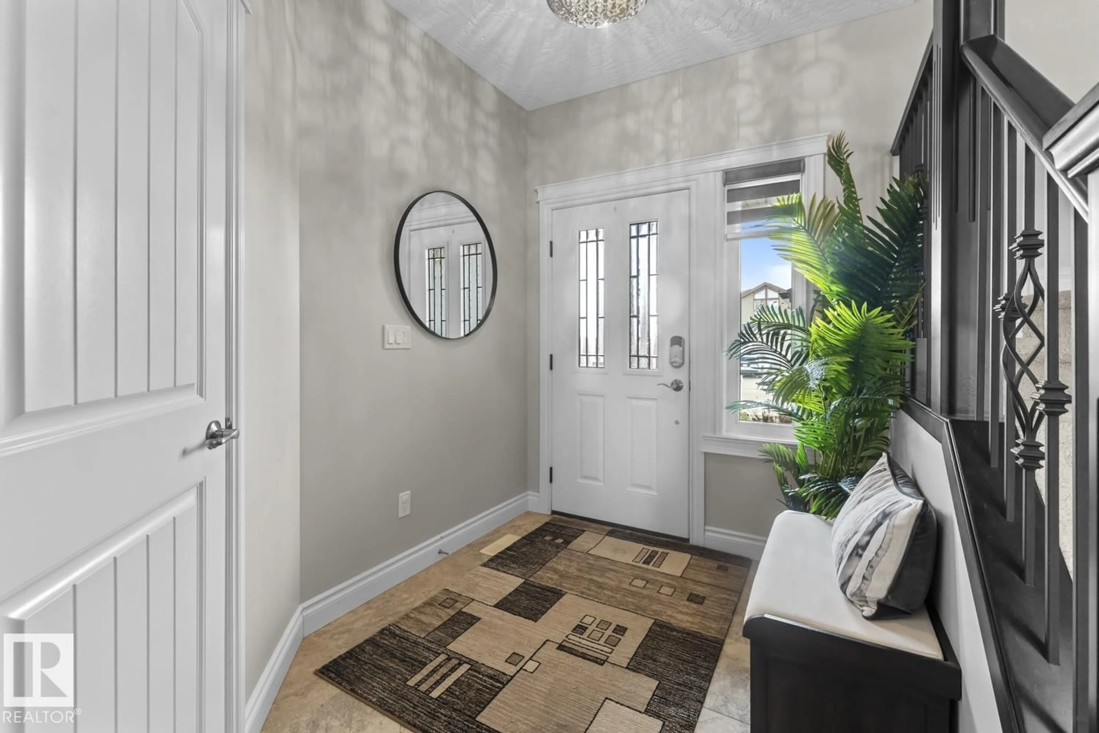 Indoor entryway for 3711 BEAU VISTA BV, Bonnyville Town Alberta T9N0C9