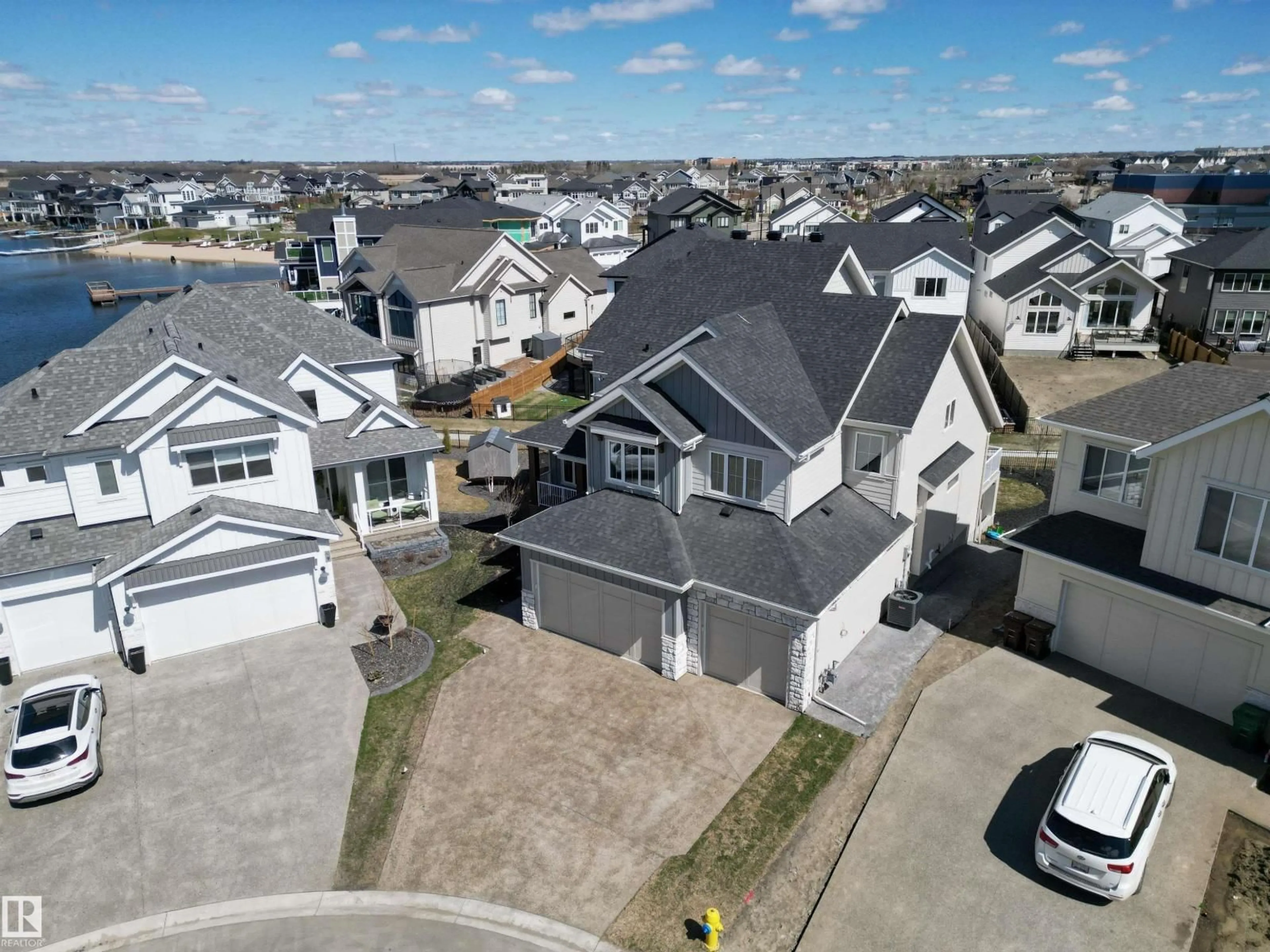 A pic from outside/outdoor area/front of a property/back of a property/a pic from drone, street for 8 JARDIN PL, St. Albert Alberta T8N8A2