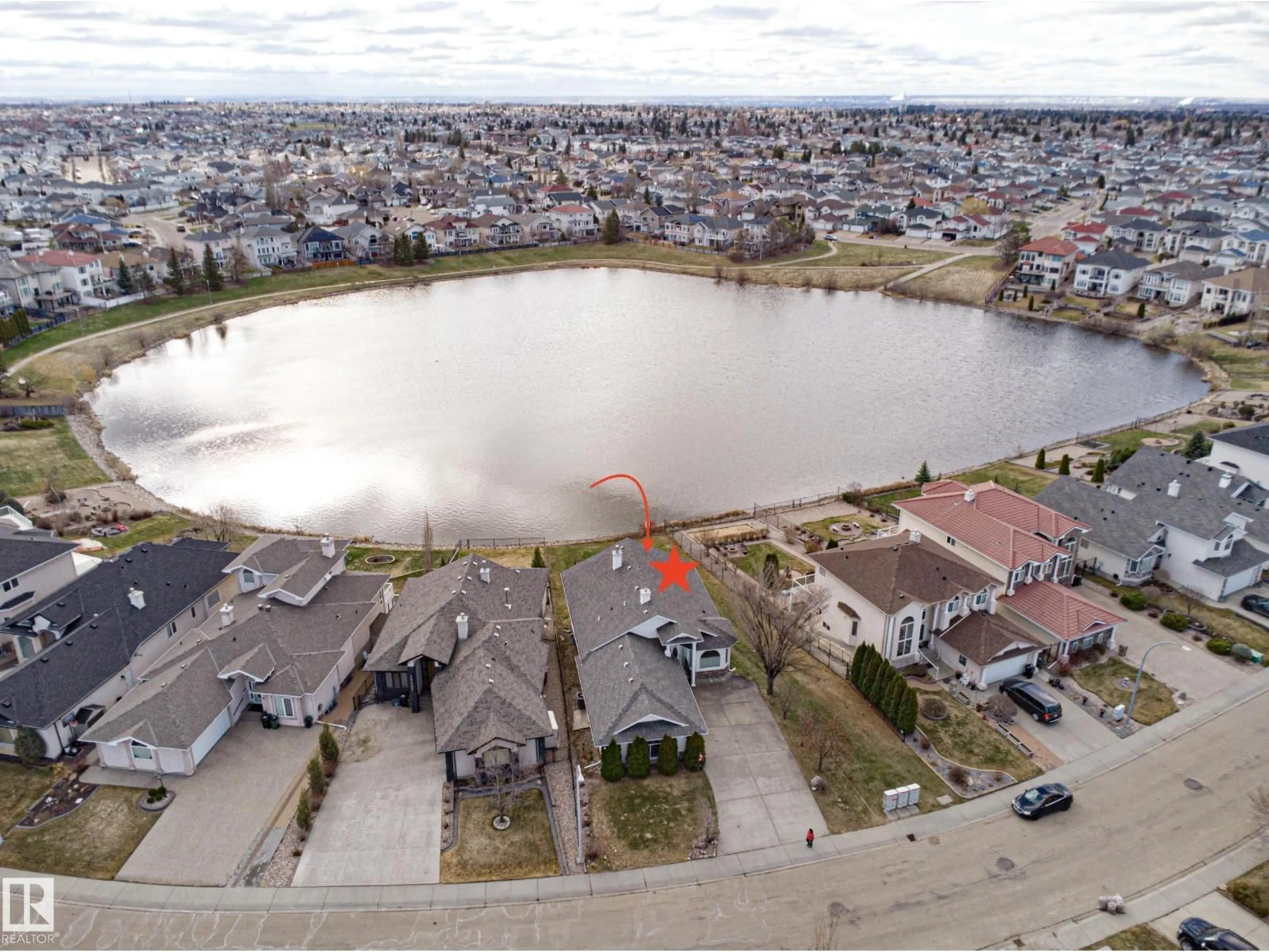 A pic from outside/outdoor area/front of a property/back of a property/a pic from drone, water/lake/river/ocean view for NW - 16203 89 ST, Edmonton Alberta T5Z3M3