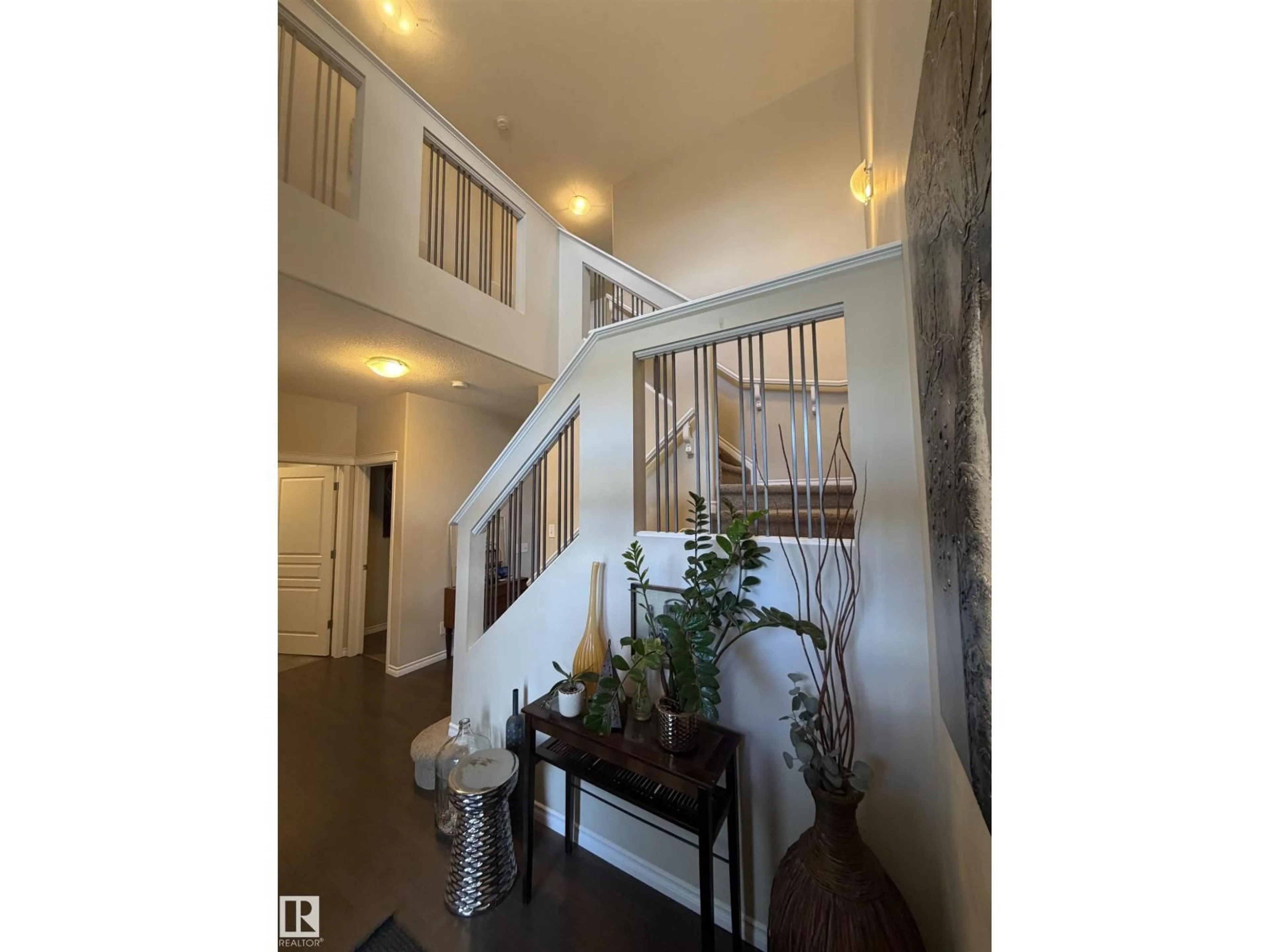 Indoor foyer for 37 CODETTE WY, Sherwood Park Alberta T8H0P3