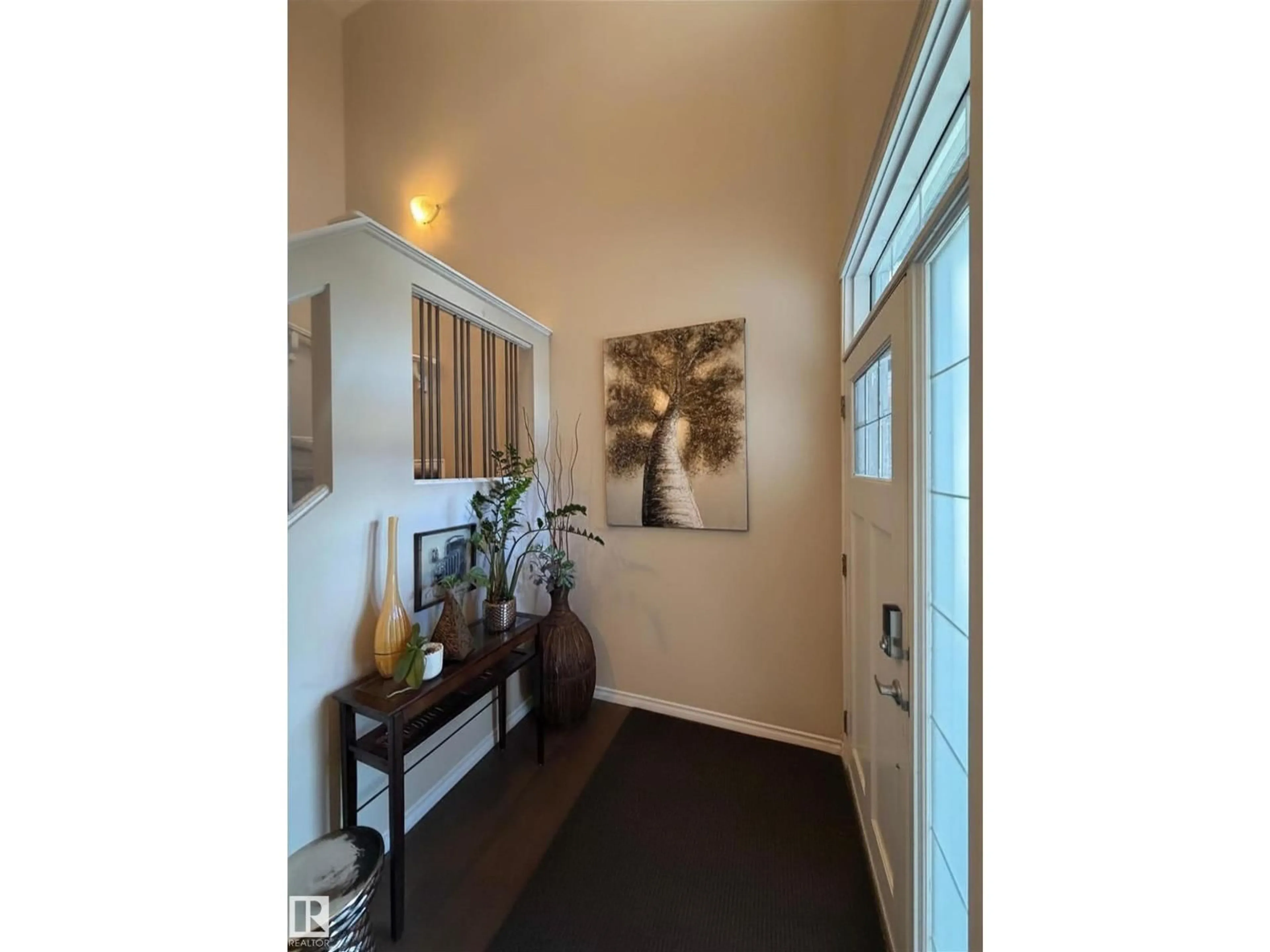 Indoor entryway for 37 CODETTE WY, Sherwood Park Alberta T8H0P3