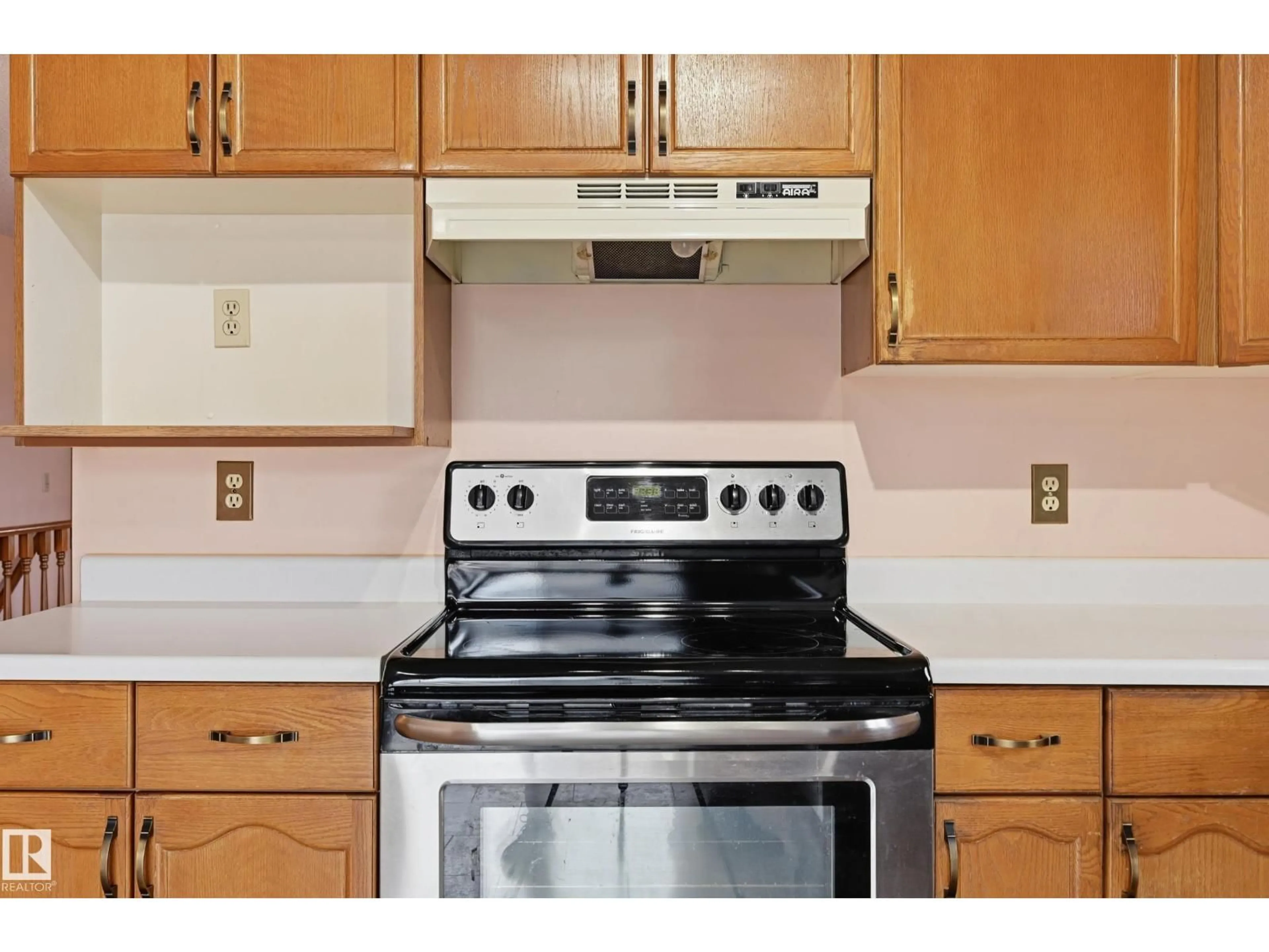 Standard kitchen, unknown for 1242 JOYCE CR, Edmonton Alberta T6L6V3