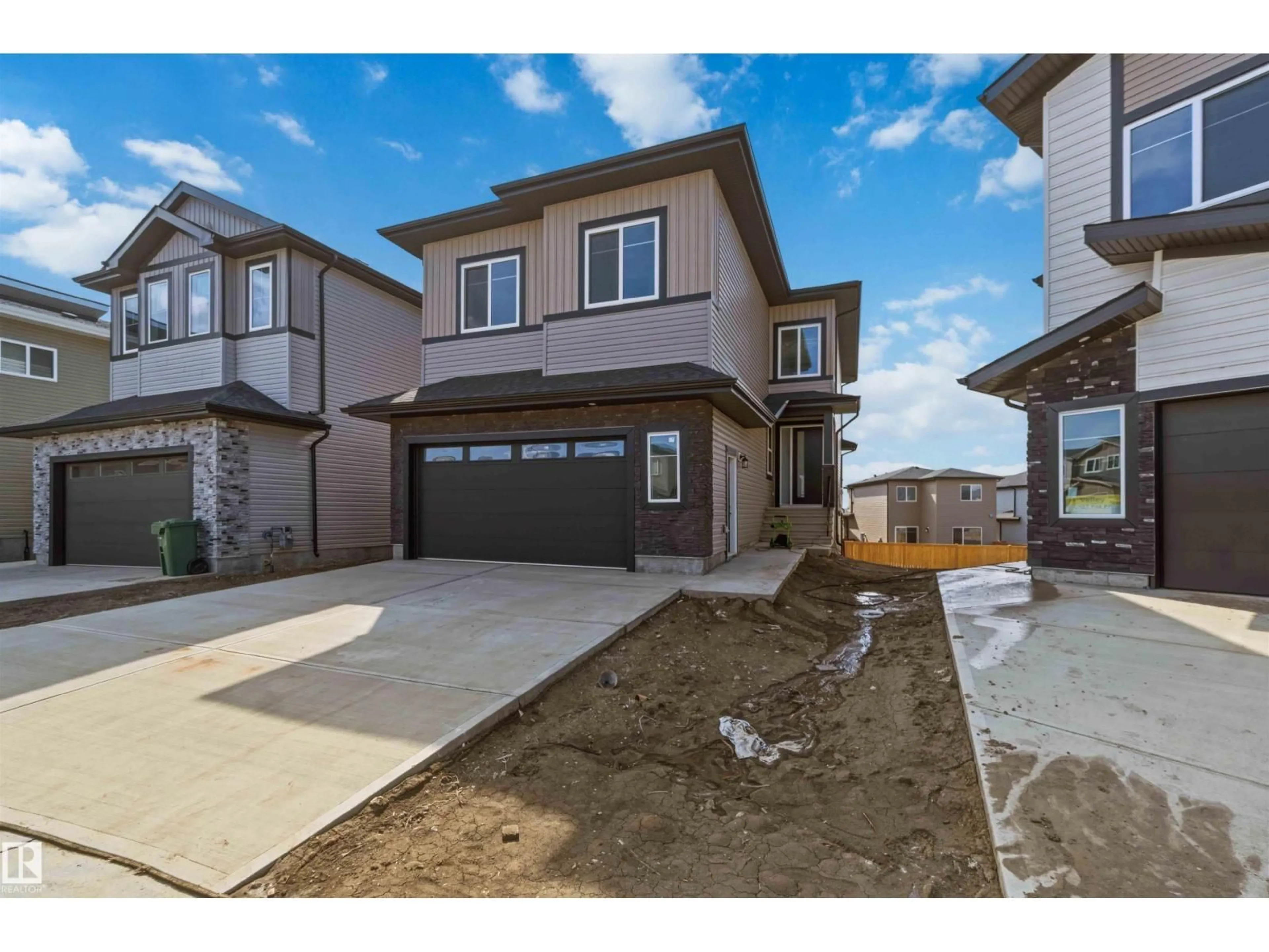 Unknown for 415 PINE PT, Leduc Alberta T9E1S7