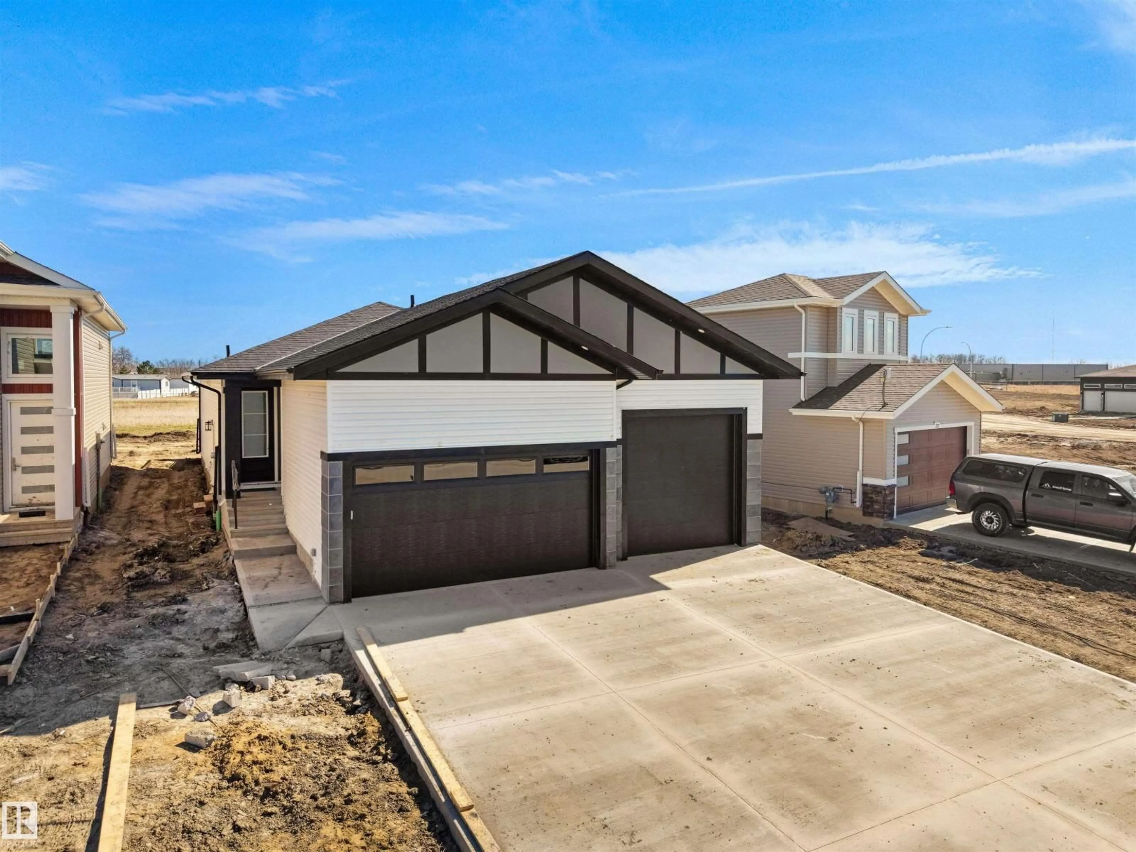 Unknown for 5225 47 AVE, Calmar Alberta T0C0V0