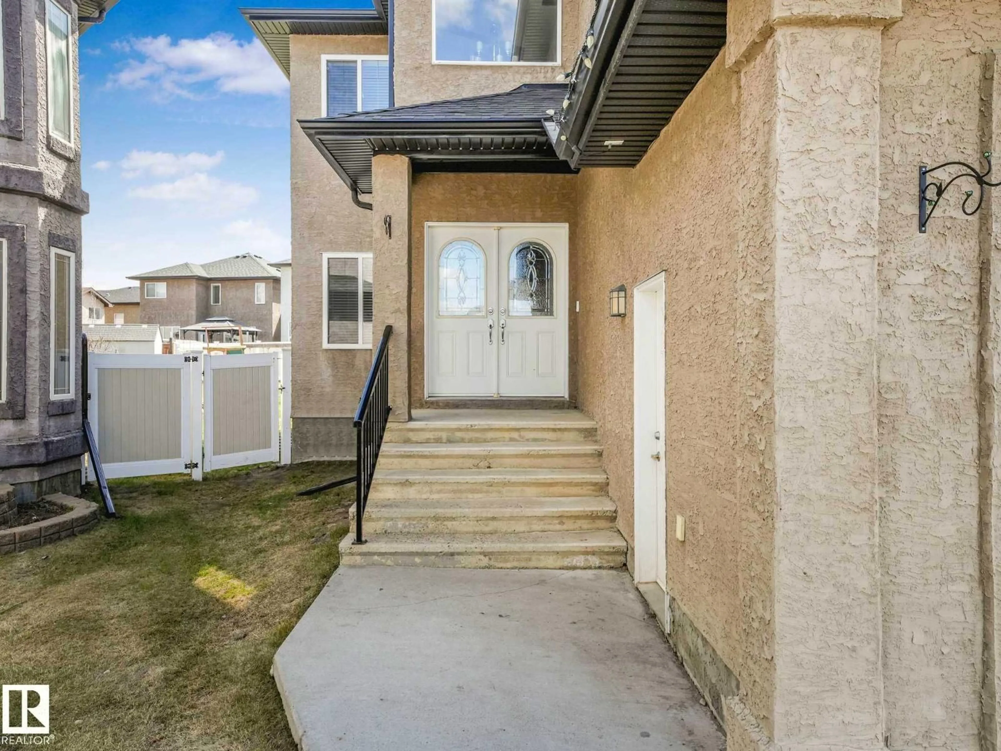 Unknown for NW - 16251 135 ST, Edmonton Alberta T6V0G3