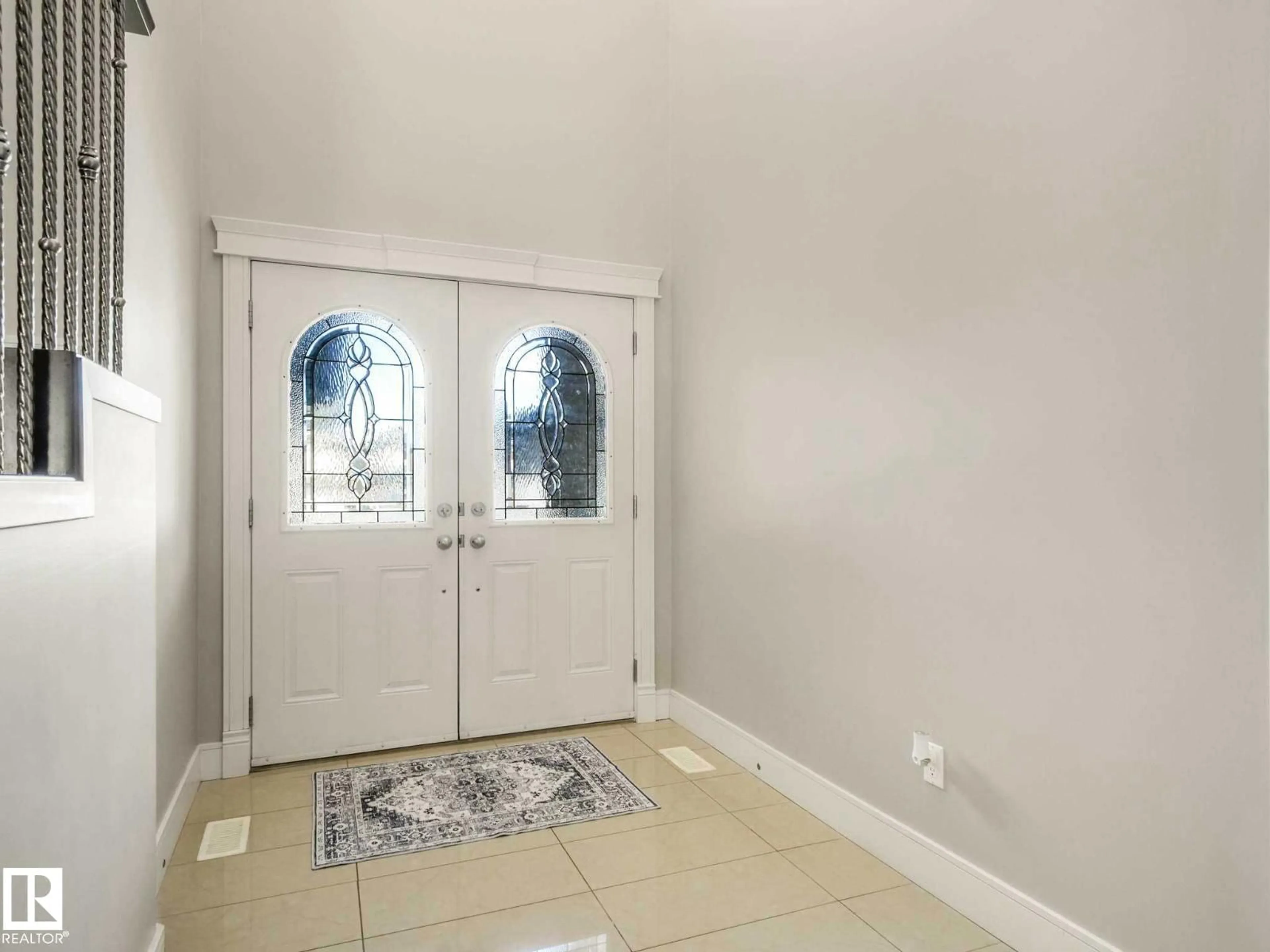 Indoor entryway for NW - 16251 135 ST, Edmonton Alberta T6V0G3