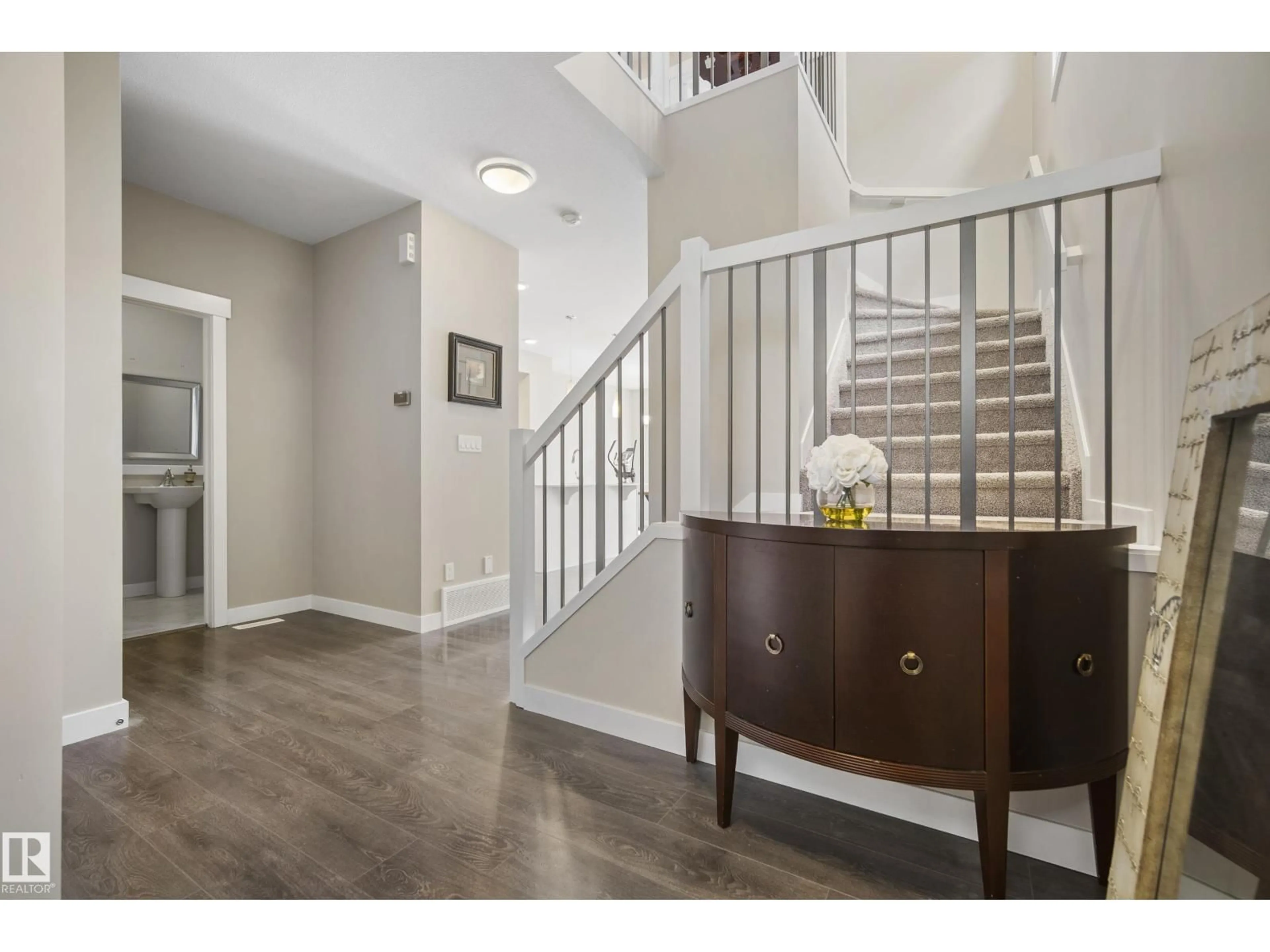 Indoor entryway for CI SW - 2456 KELLY CIRCLE, Edmonton Alberta T6W4G2
