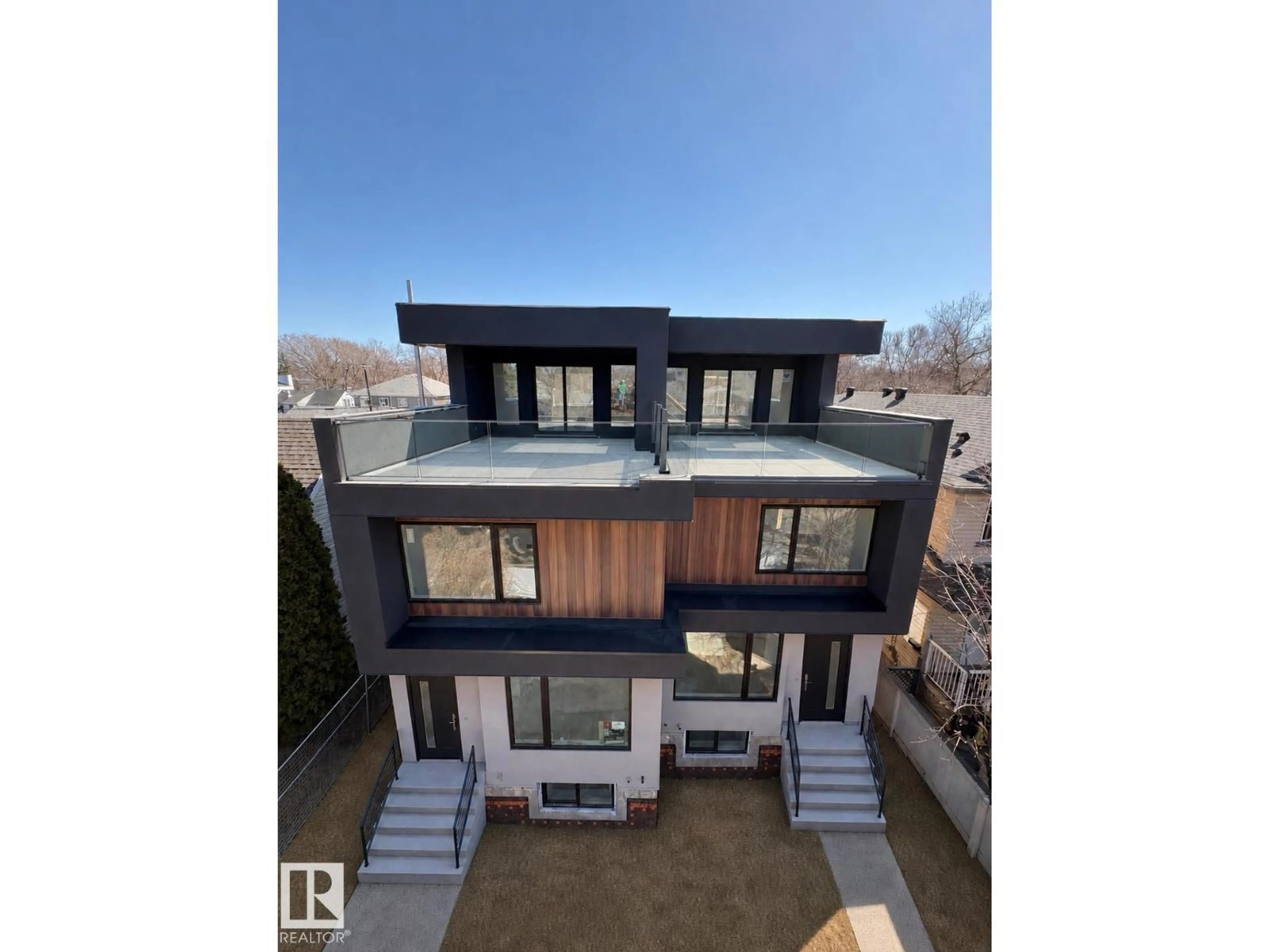 A pic from outside/outdoor area/front of a property/back of a property/a pic from drone, building for NW - 9007 92 ST, Edmonton Alberta T6C3R3