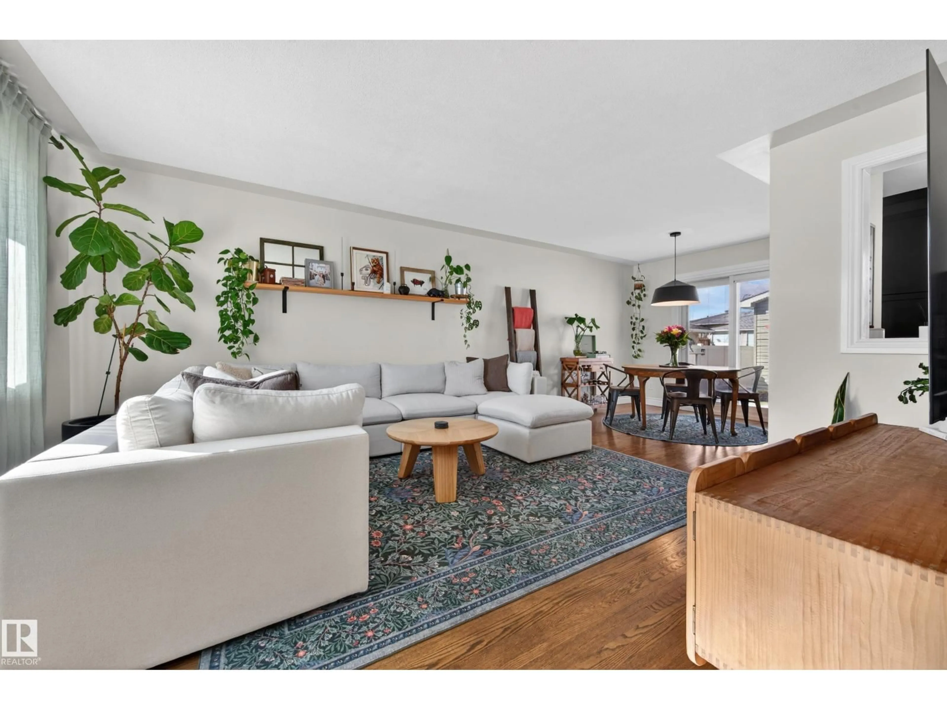 Living room with furniture, unknown for 10740 44 ST, Edmonton Alberta T6A1W4
