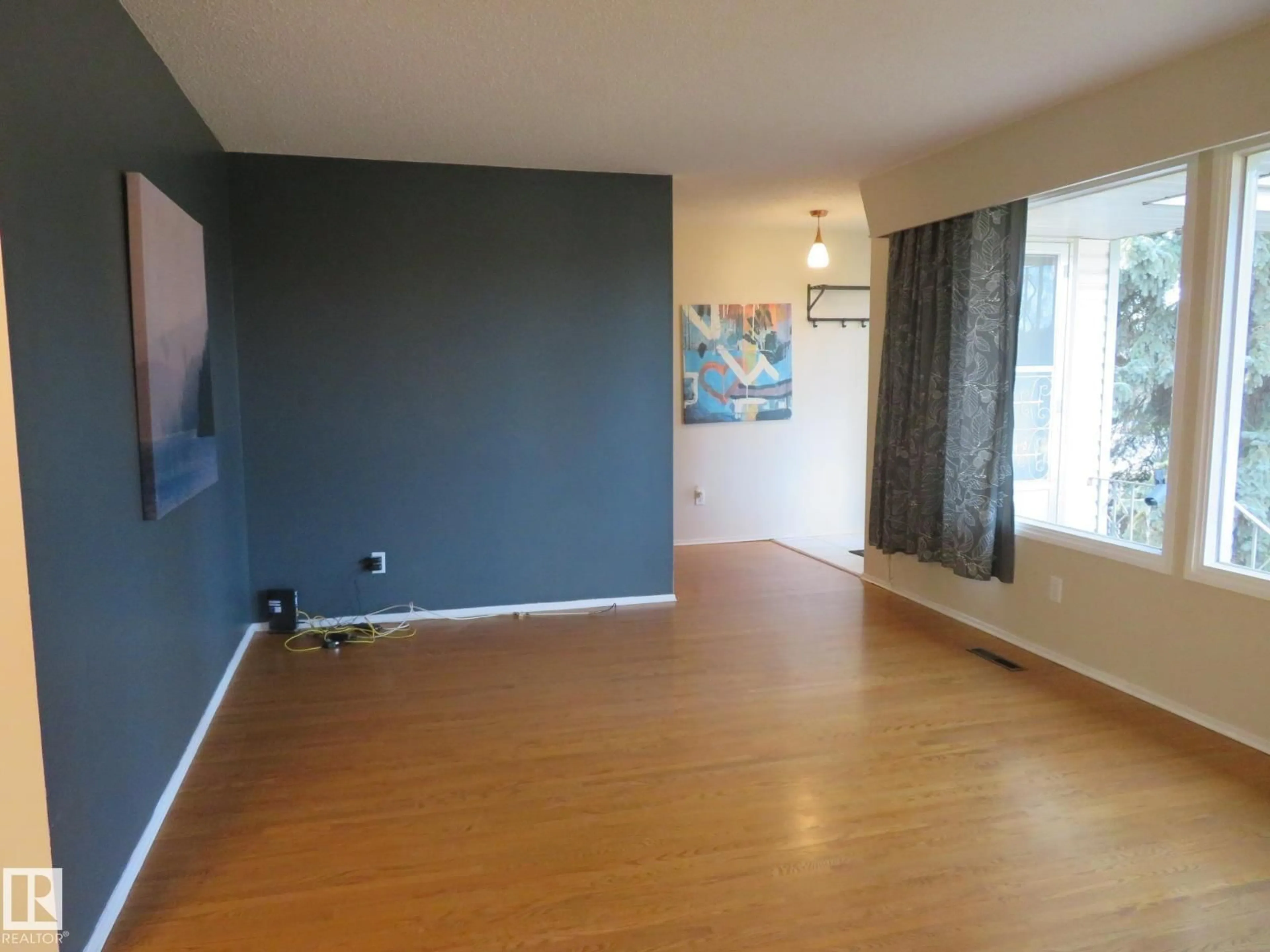 A pic of a room for 11423 50 AV, Edmonton Alberta T6E2J4