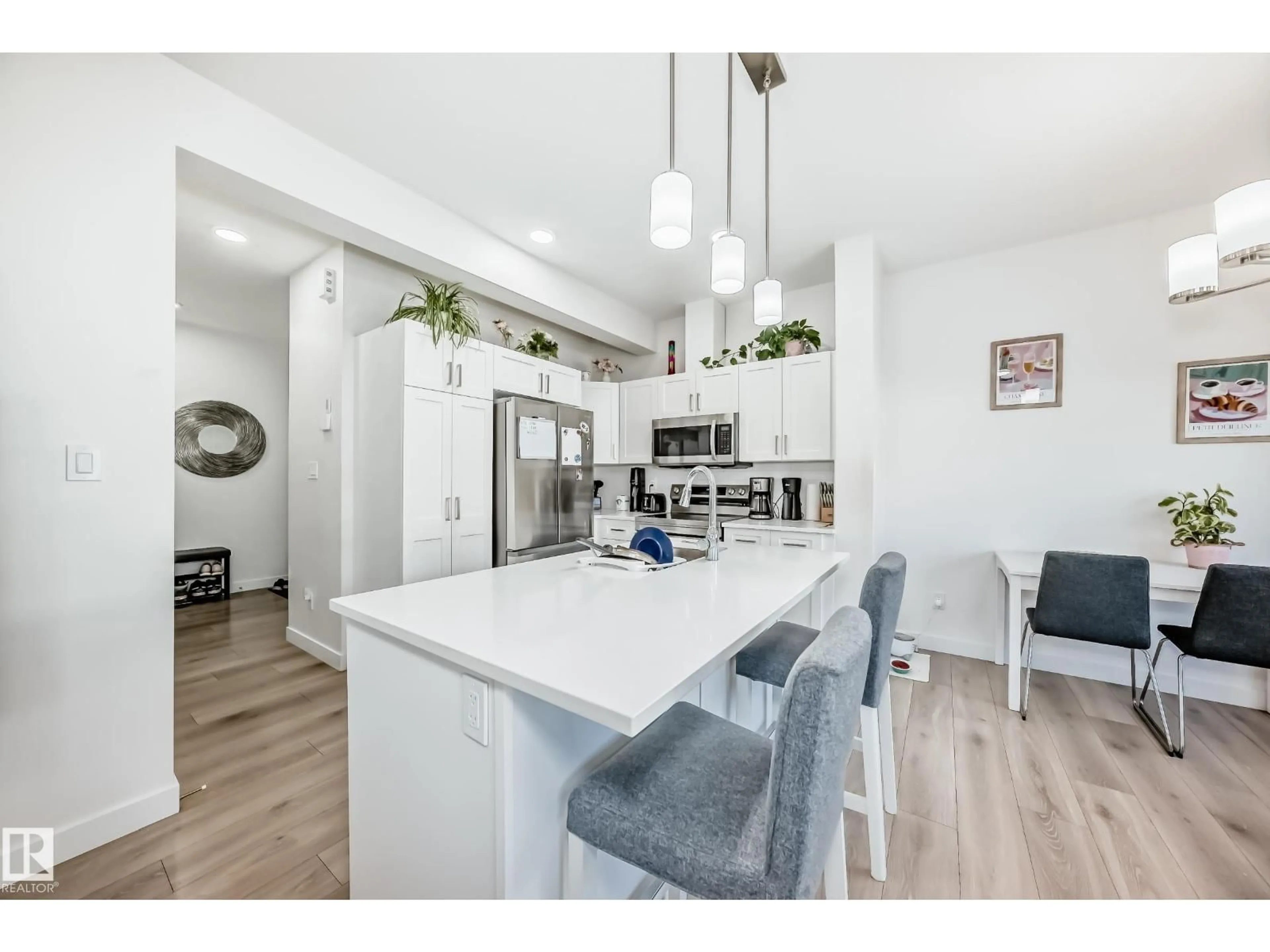 Open concept kitchen, unknown for 740 - 19 DANIELS WY, Edmonton Alberta T6W5N1