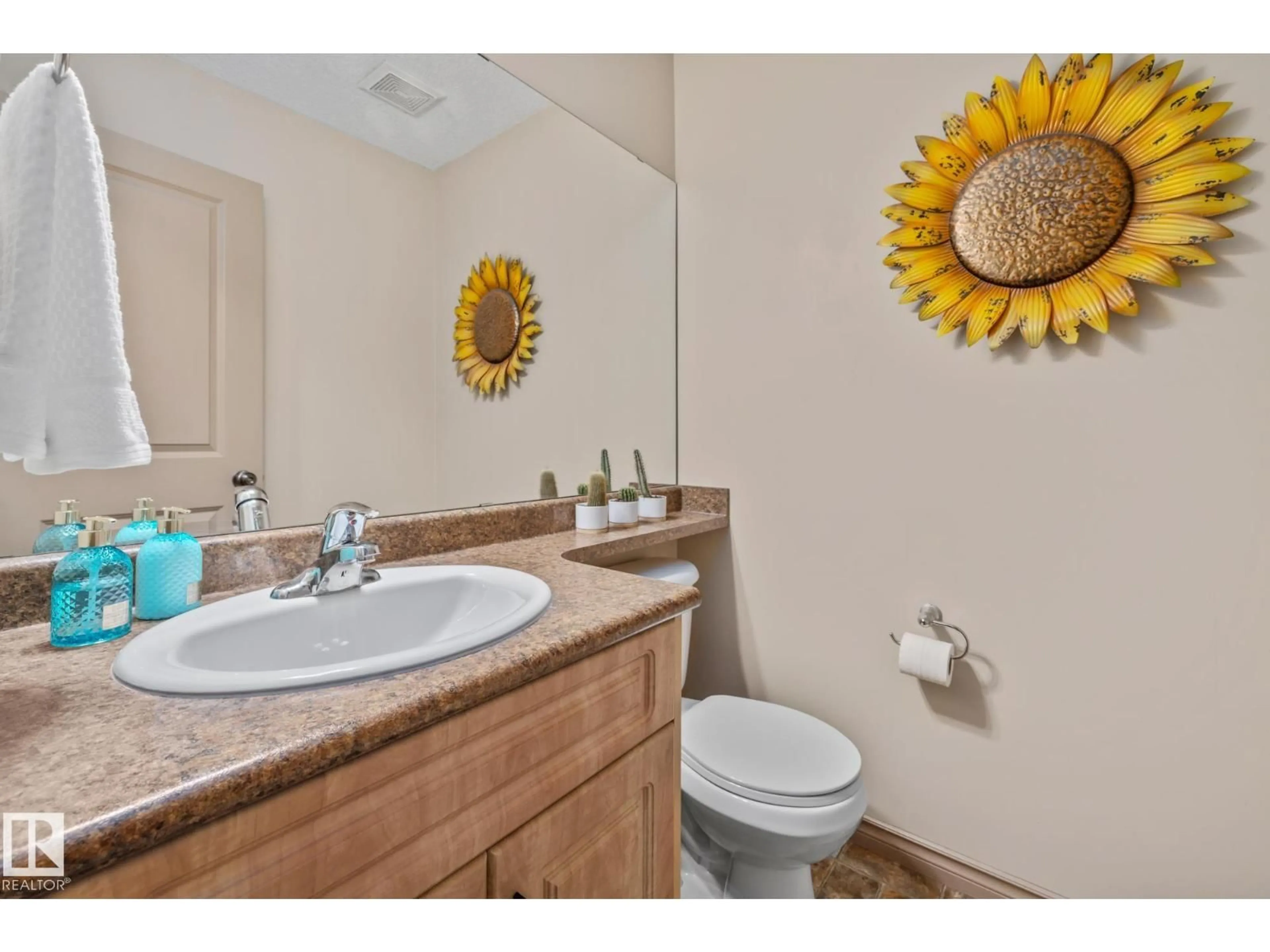 Standard bathroom, ceramic/tile floor for #7 - 15 WOODSMERE CL, Fort Saskatchewan Alberta T8L4S2
