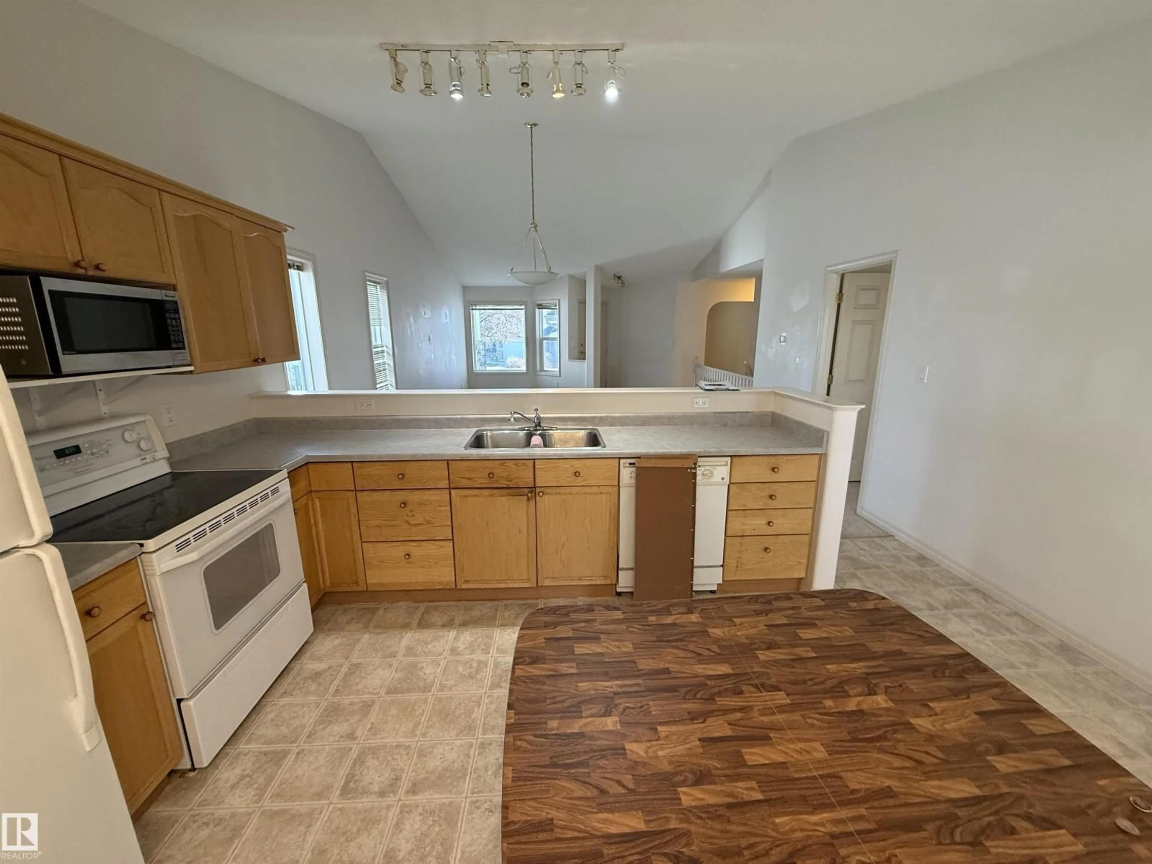 Unknown for #14 - 330 GALBRAITH CL, Edmonton Alberta T5T6L9