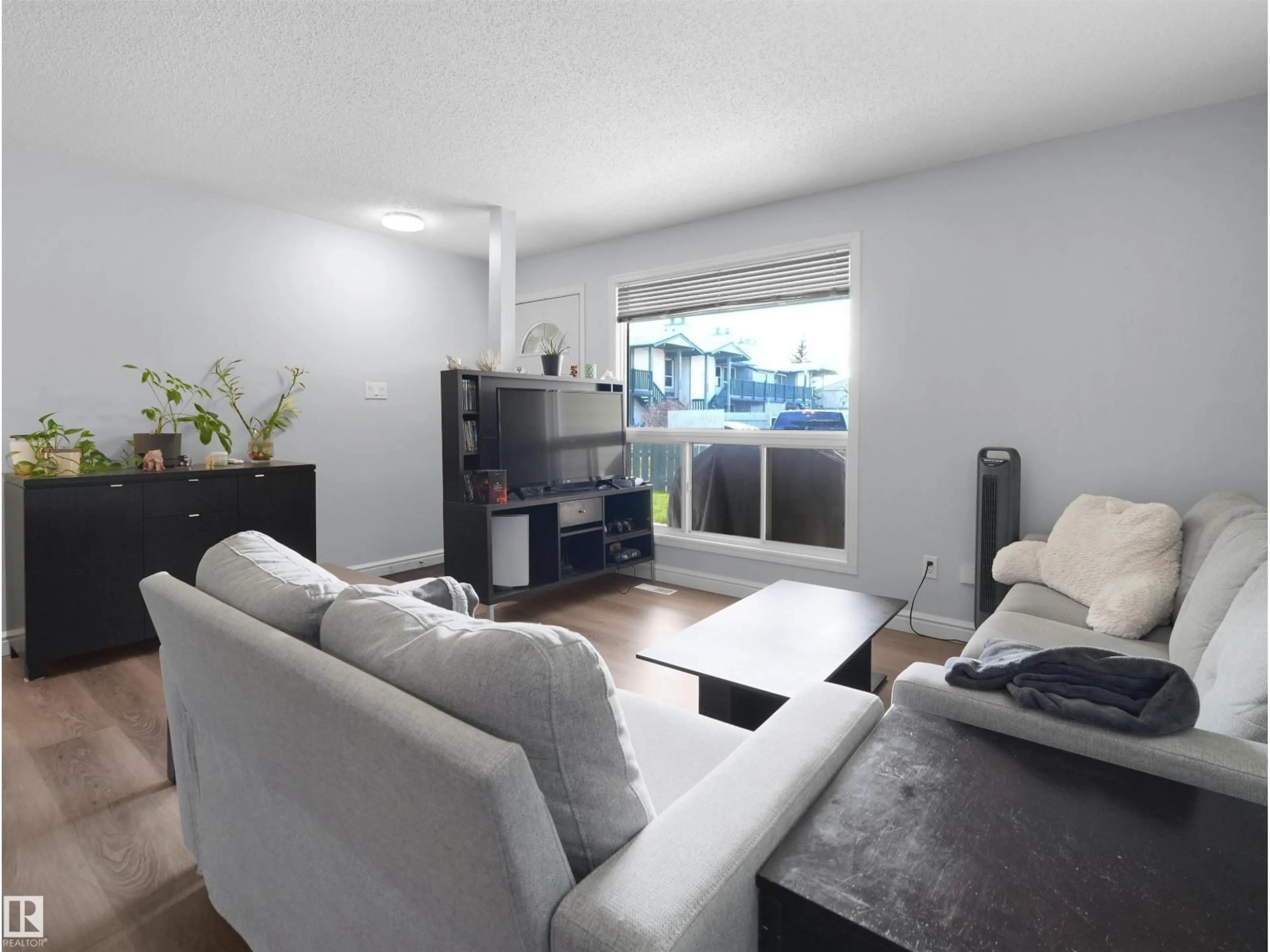 Living room with furniture, unknown for 137 - 2703 79 ST, Edmonton Alberta T6K3Z6