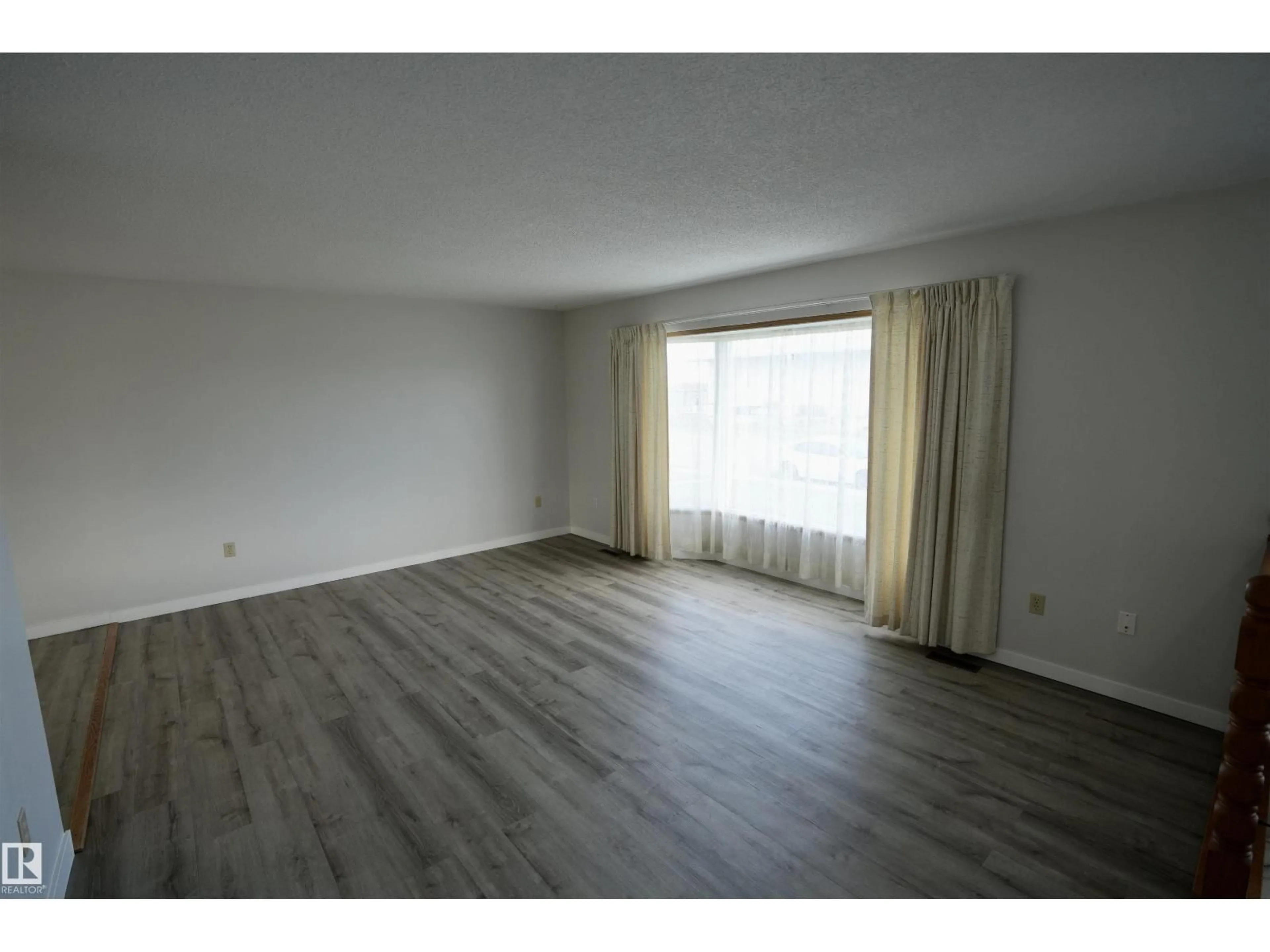 A pic of a room for 4009 48 AV, St. Paul Town Alberta T0A3A2