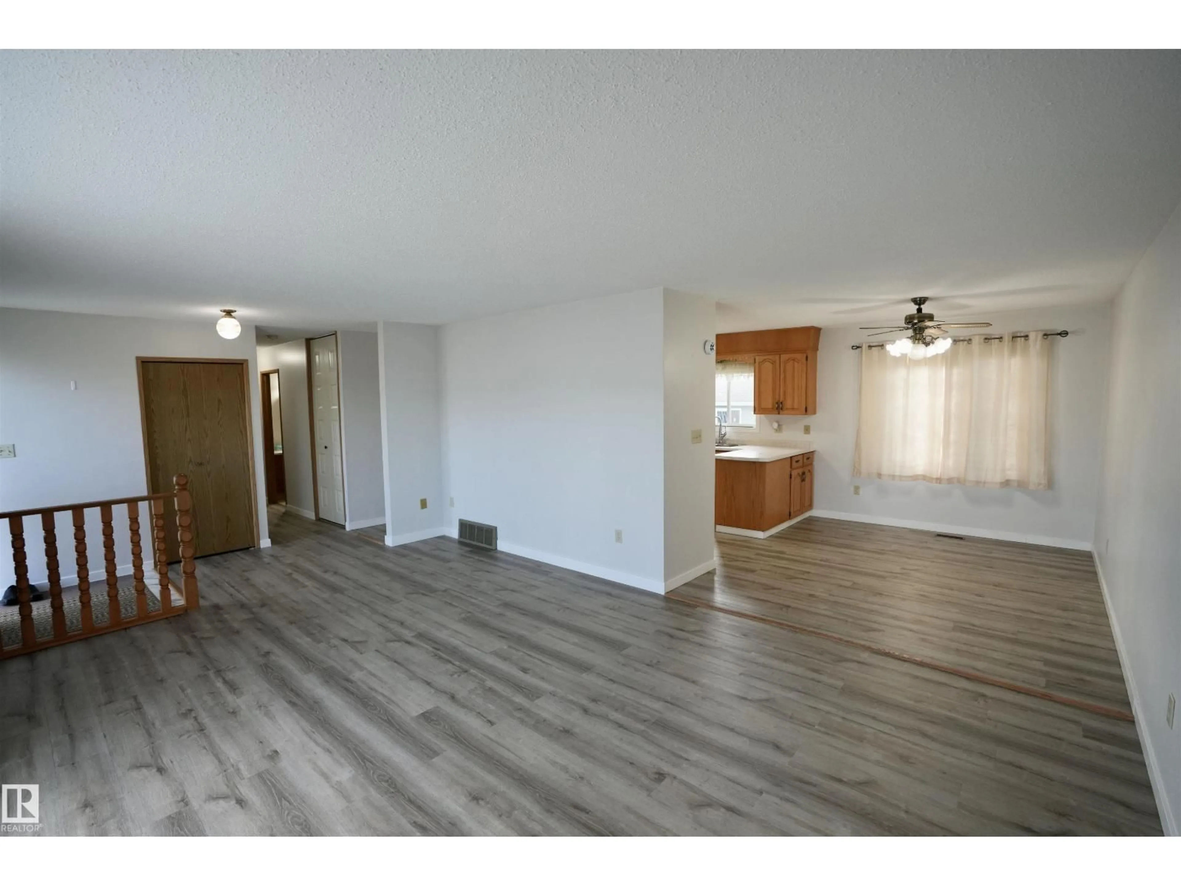 A pic of a room for 4009 48 AV, St. Paul Town Alberta T0A3A2