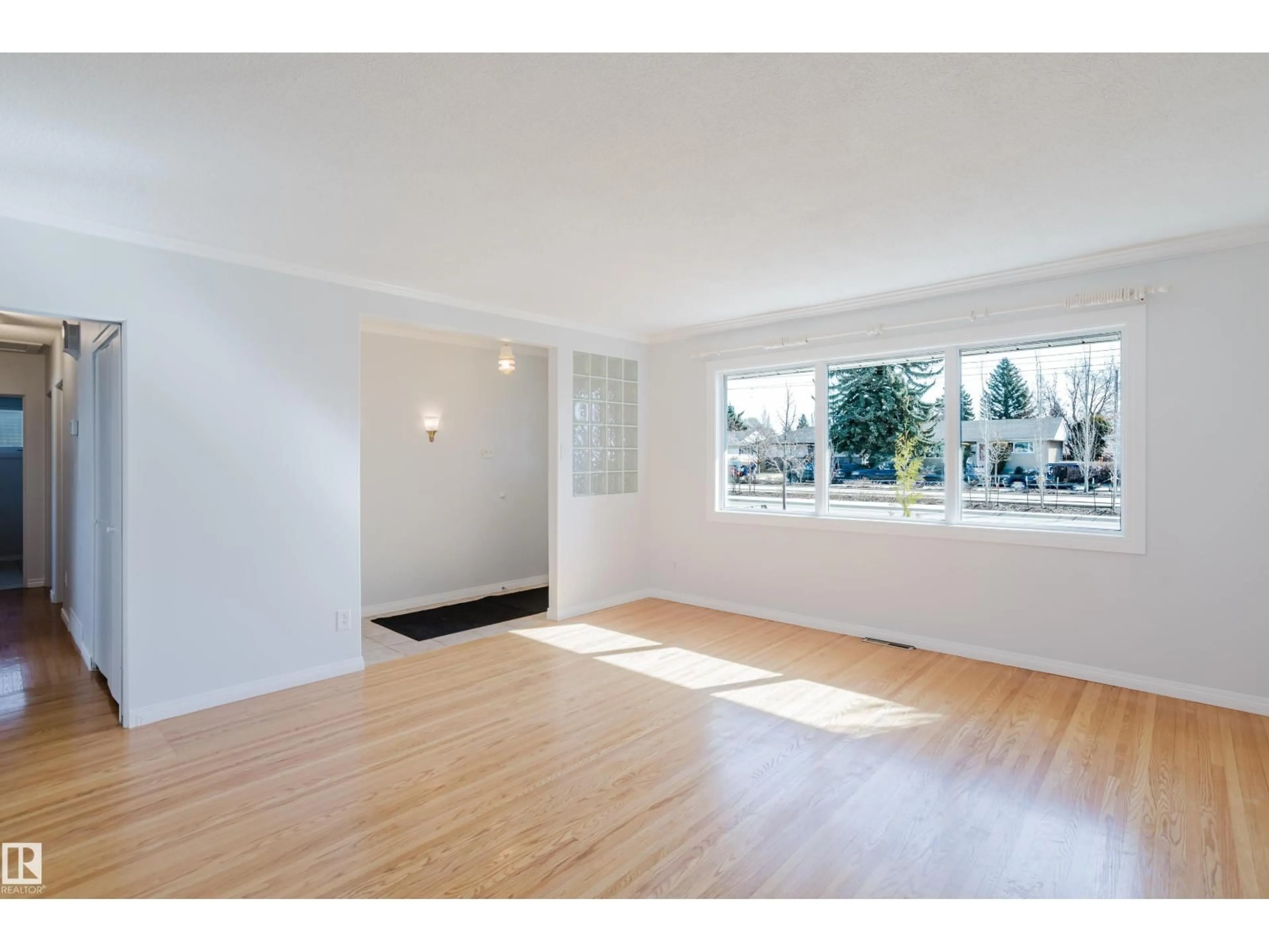 A pic of a room for 7108 83 ST, Edmonton Alberta T6C2Y3