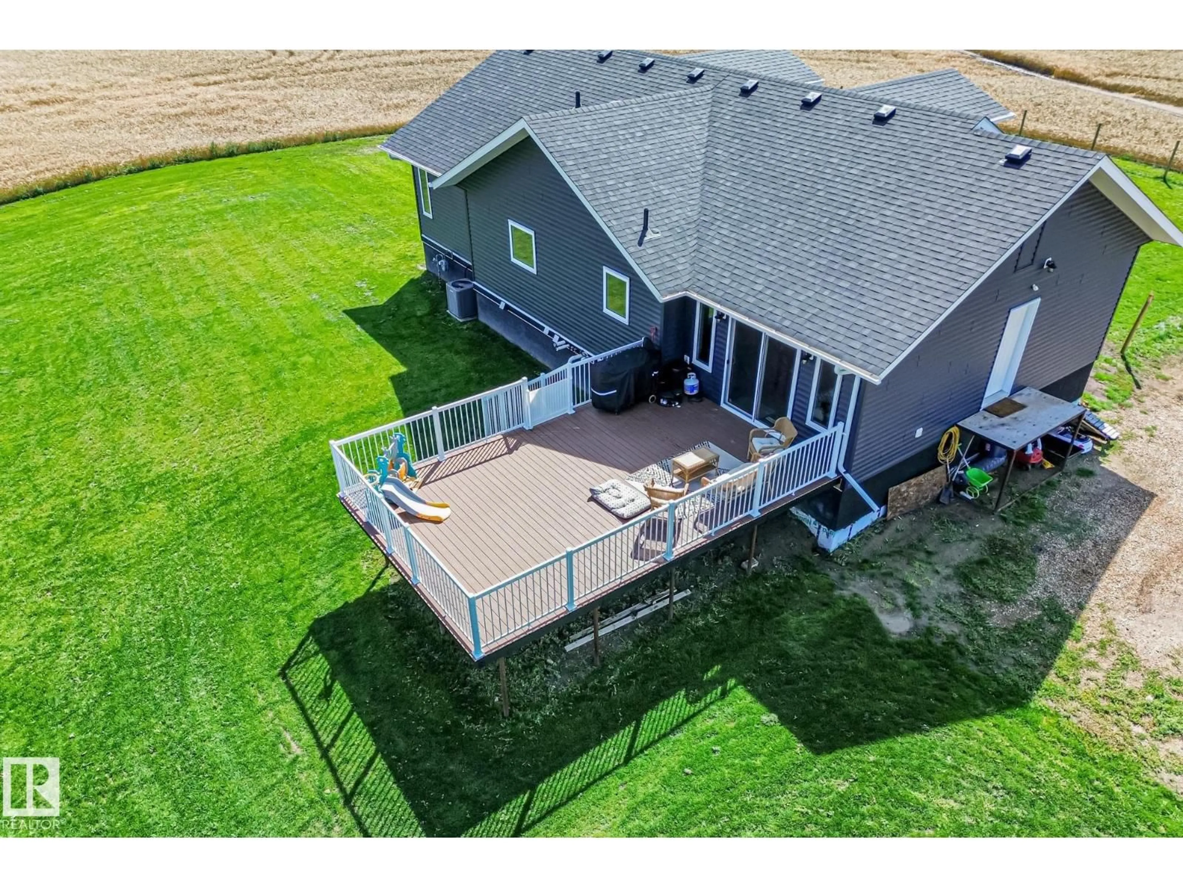 A pic from outside/outdoor area/front of a property/back of a property/a pic from drone, water/lake/river/ocean view for 59351 RANGE ROAD 155, Rural Smoky Lake County Alberta T0A3C0