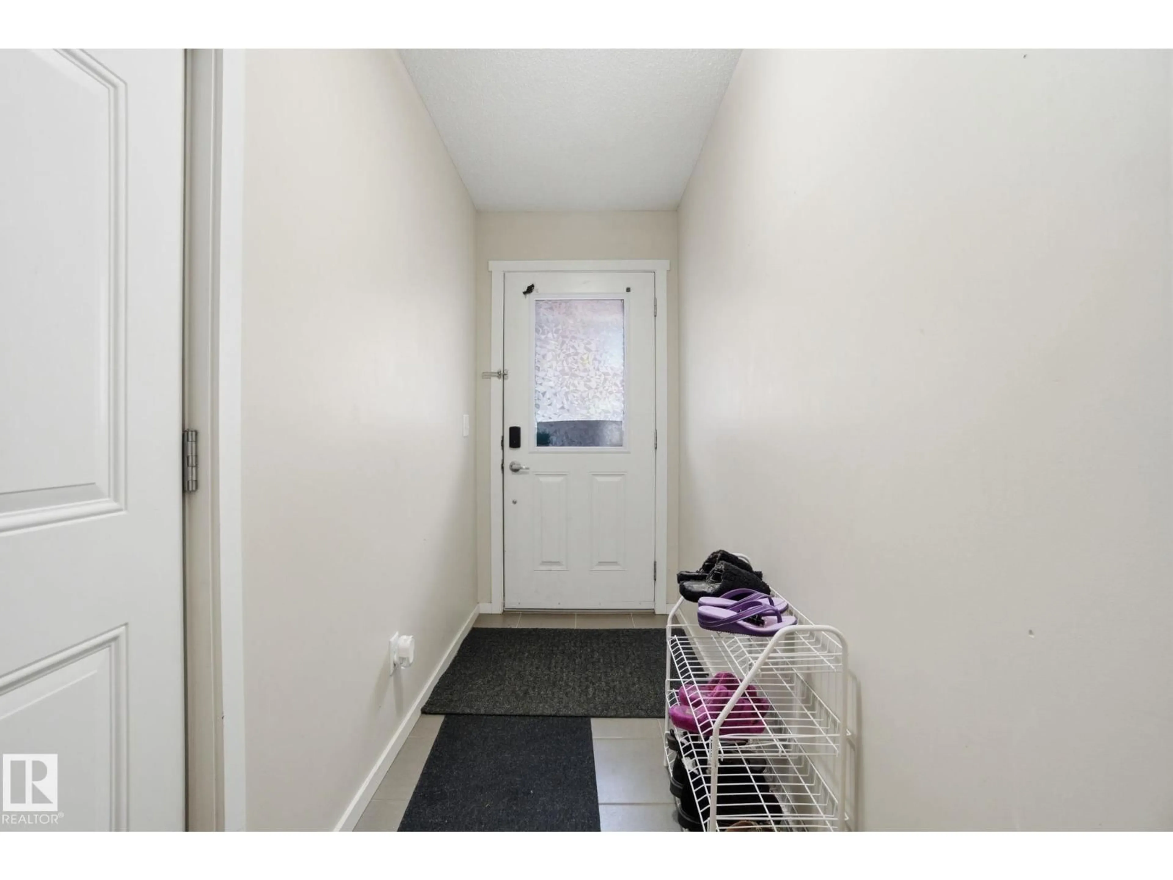 Indoor entryway for #75 - 603 WATT BV, Edmonton Alberta T6X0P3