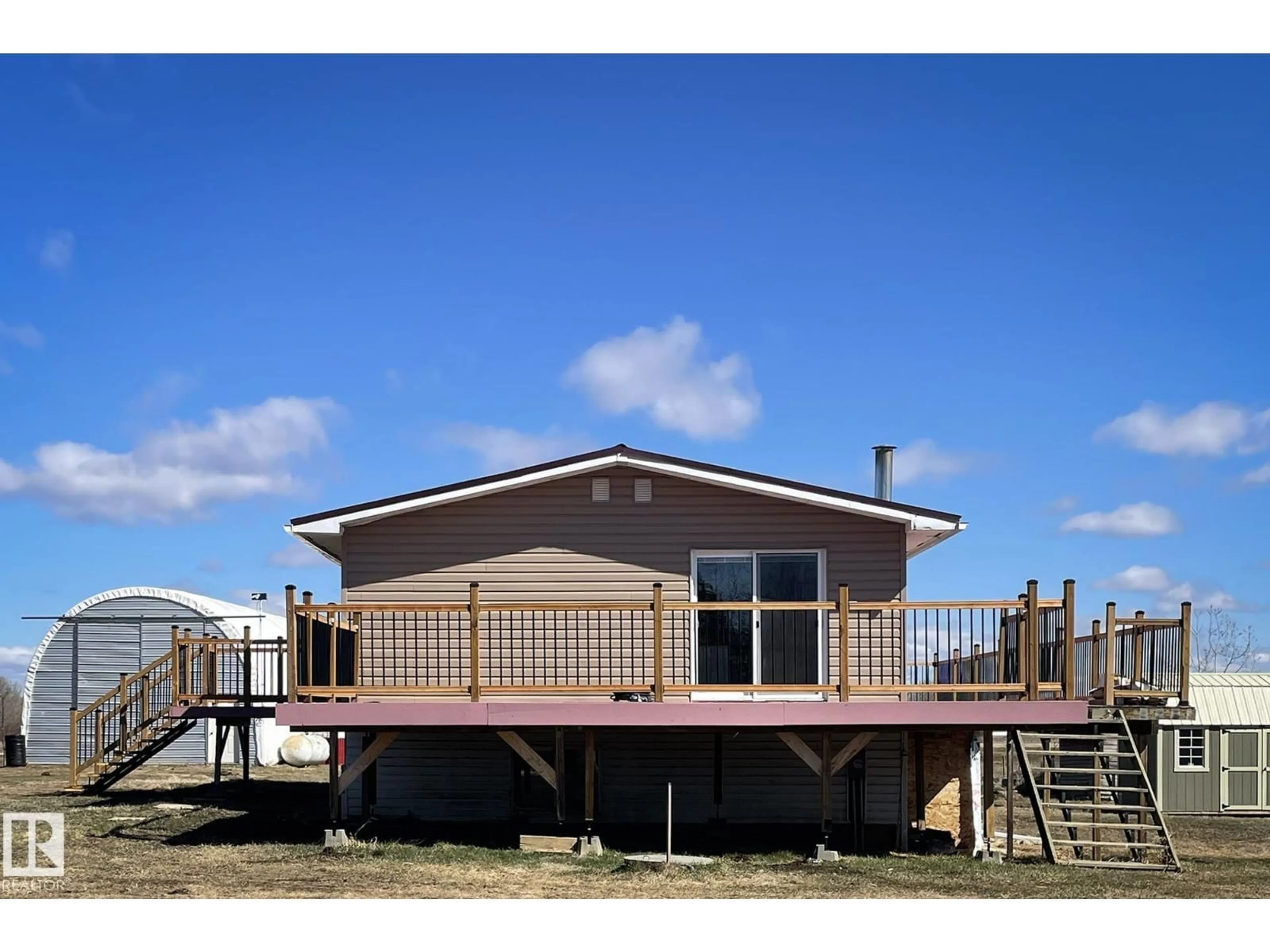 Home with vinyl exterior material, water/lake/river/ocean view for 214 RGE ROAD, Rural Athabasca County Alberta T9S2A6