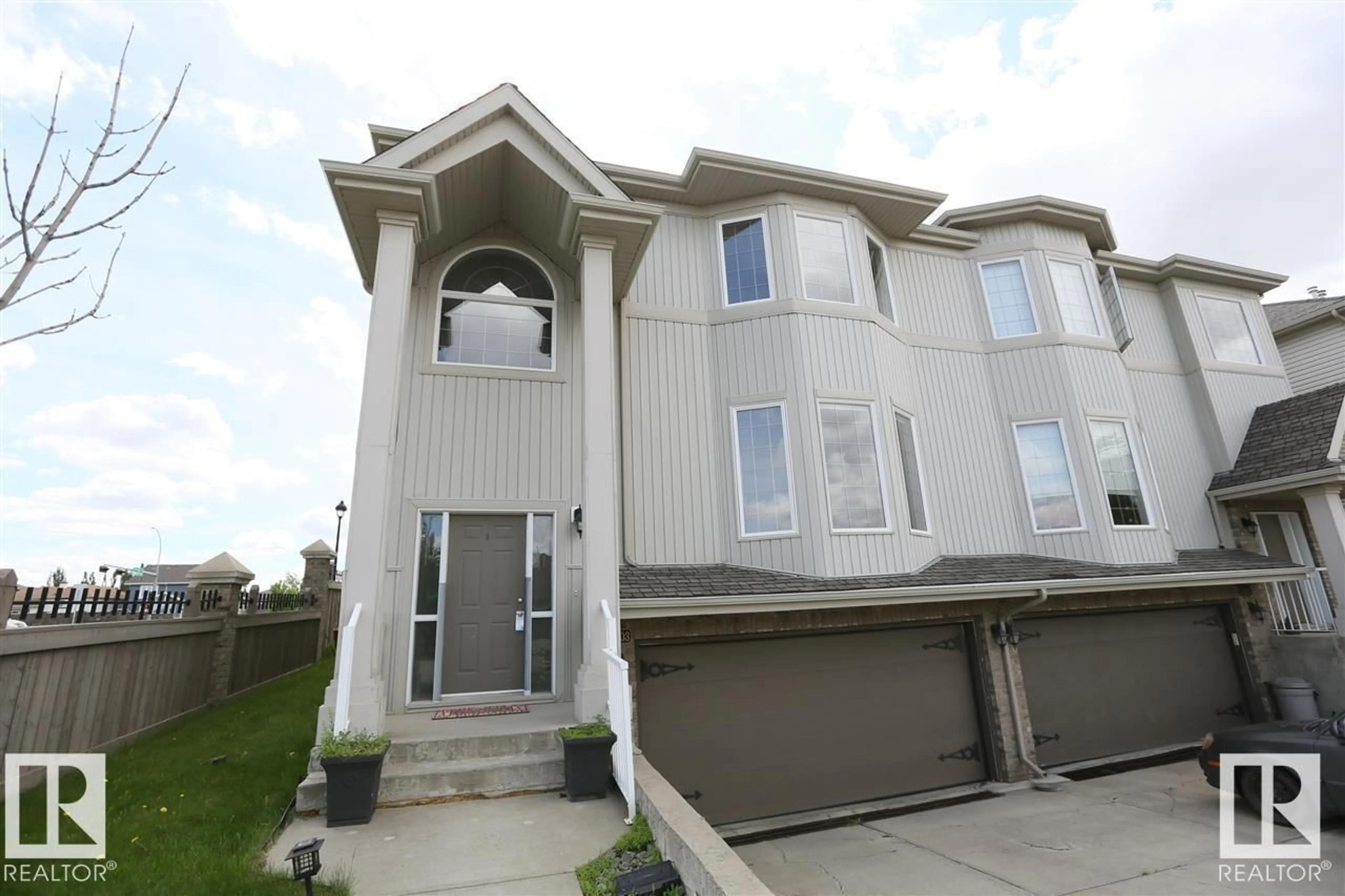 Home with vinyl exterior material, unknown for SW - 10903 8 AV, Edmonton Alberta T6W1G1