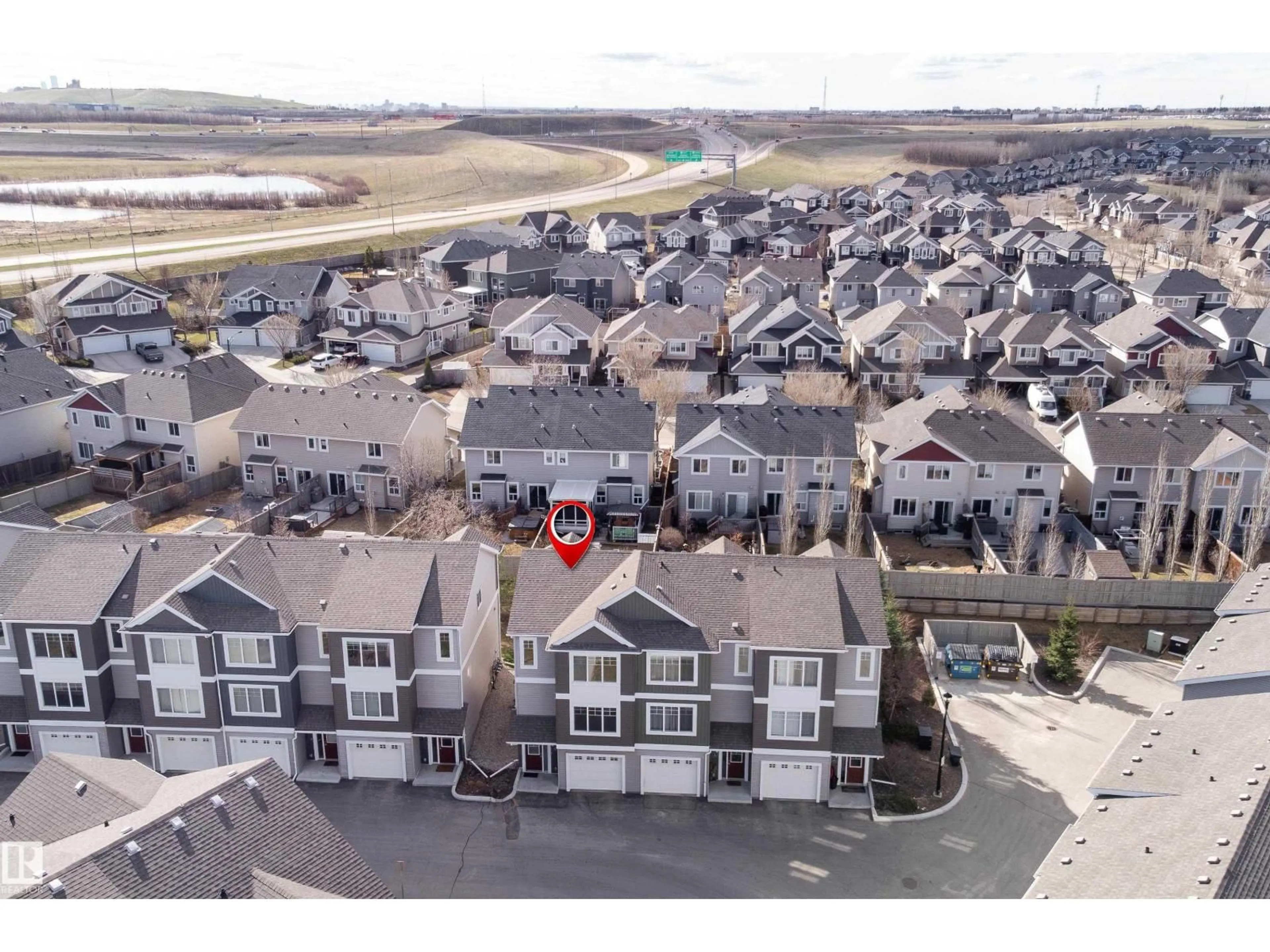 A pic from outside/outdoor area/front of a property/back of a property/a pic from drone, unknown for 58 - 1391 STARLING DR, Edmonton Alberta T5S0L3