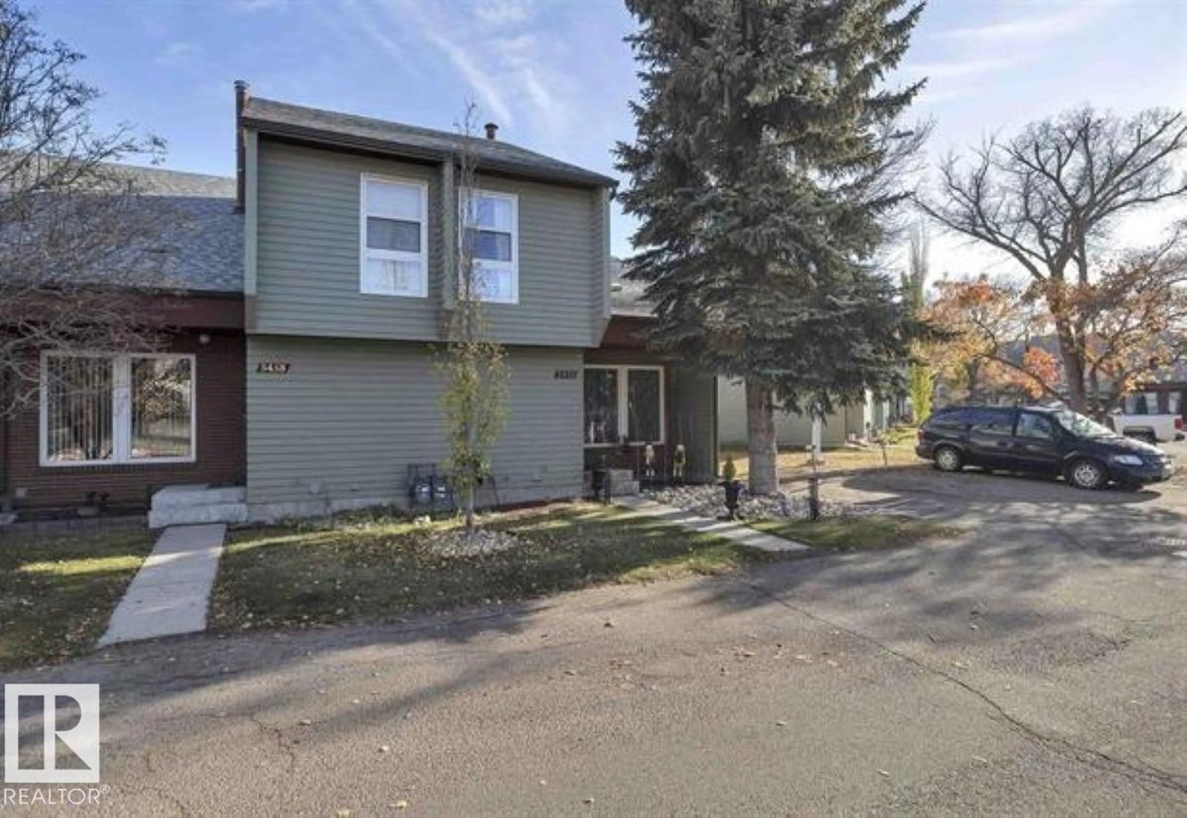 Unknown for 5451 HILL VIEW CR, Edmonton Alberta T6L1V9