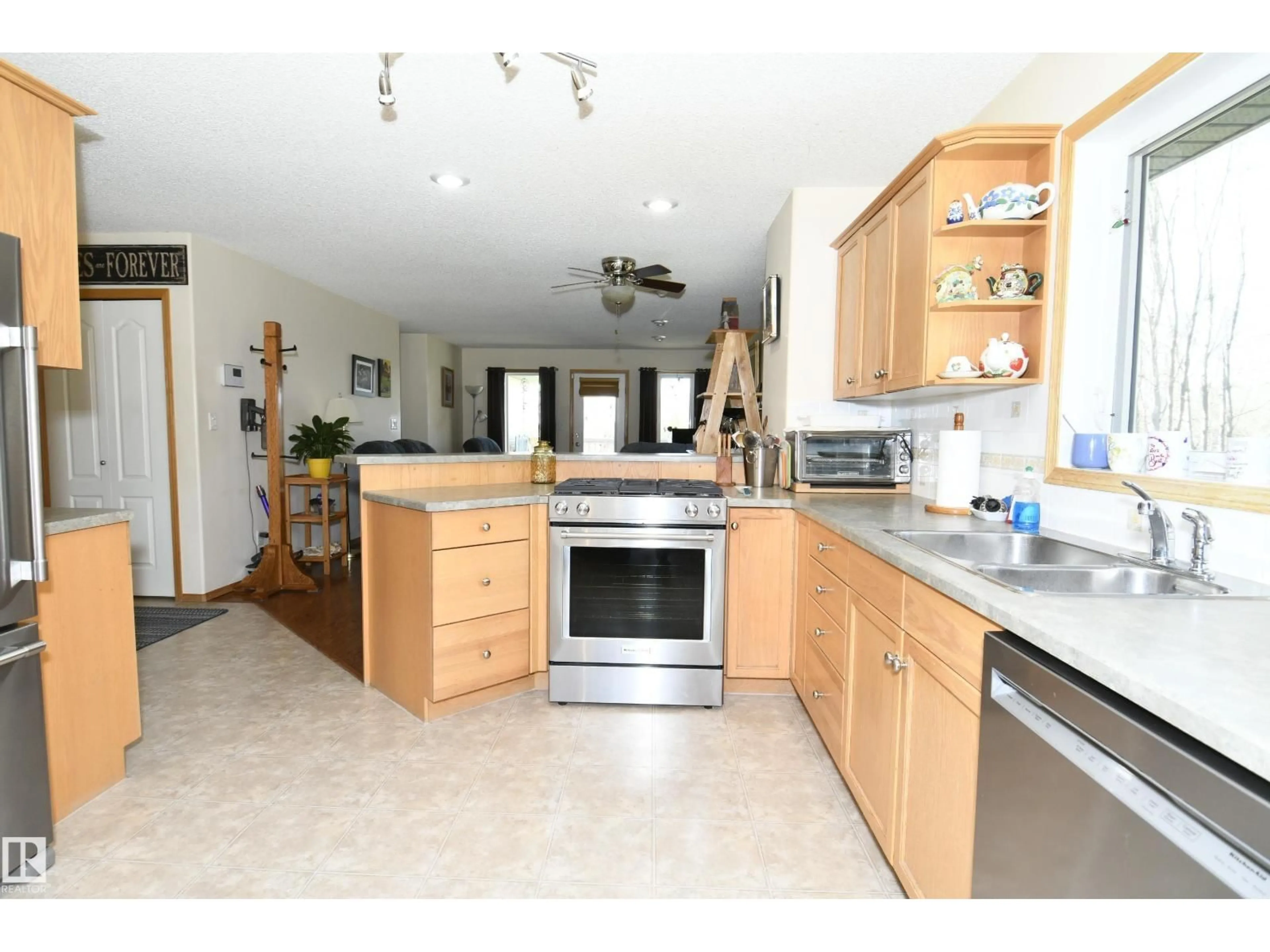 Open concept kitchen, unknown for 474073 RGE ROAD 242, Rural Wetaskiwin County Alberta T0C1Z0