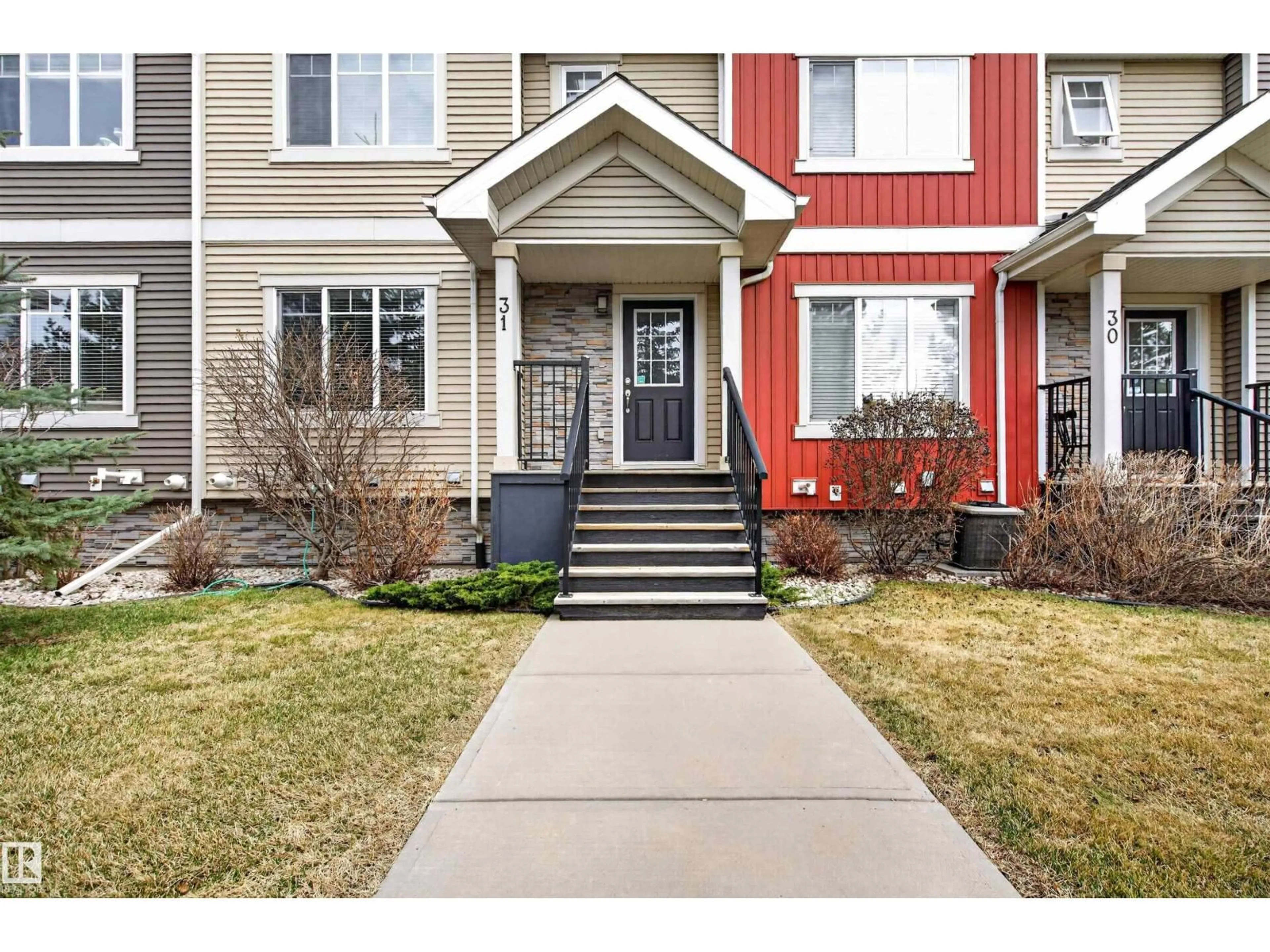 Indoor entryway for #31 - 7289 SOUTH TERWILLEGAR DR, Edmonton Alberta T6R0N5