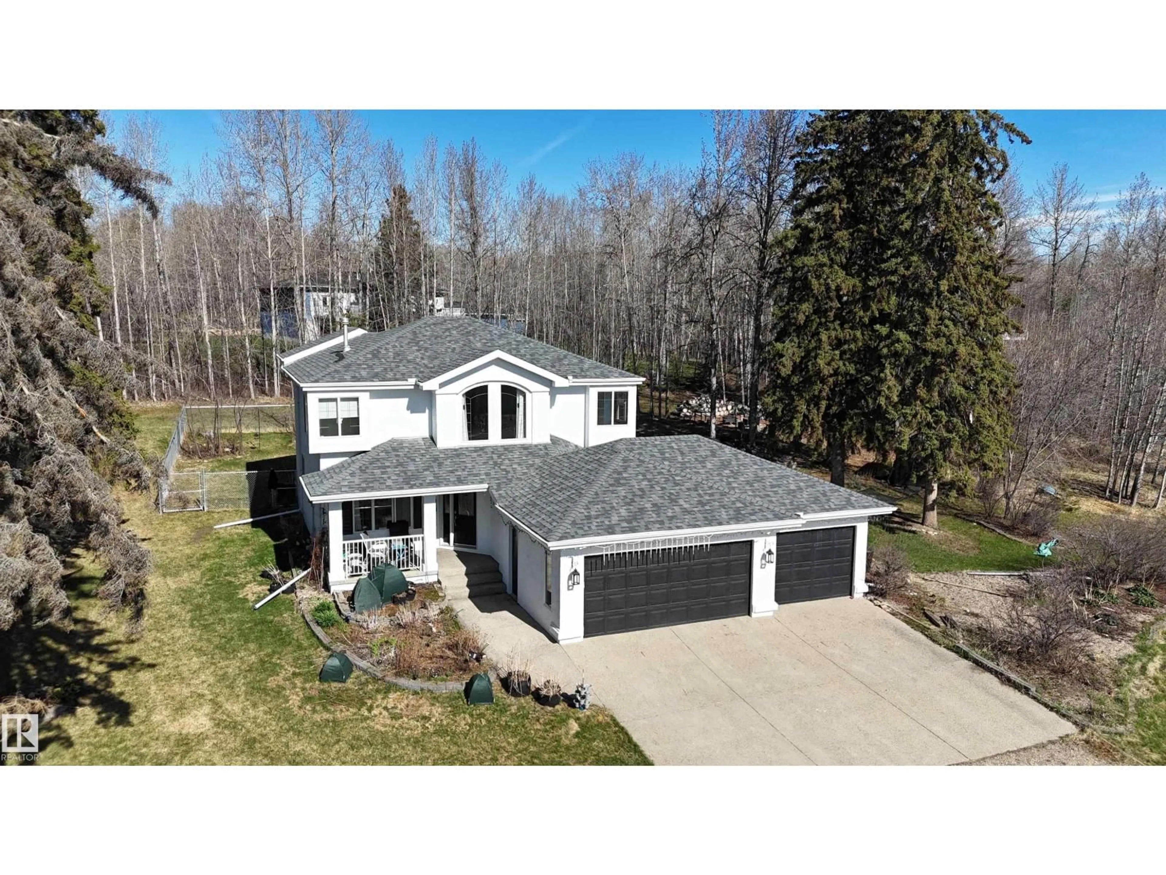 A pic from outside/outdoor area/front of a property/back of a property/a pic from drone, unknown for 73 - 8 49006 RR, Rural Brazeau County Alberta T7A2A2