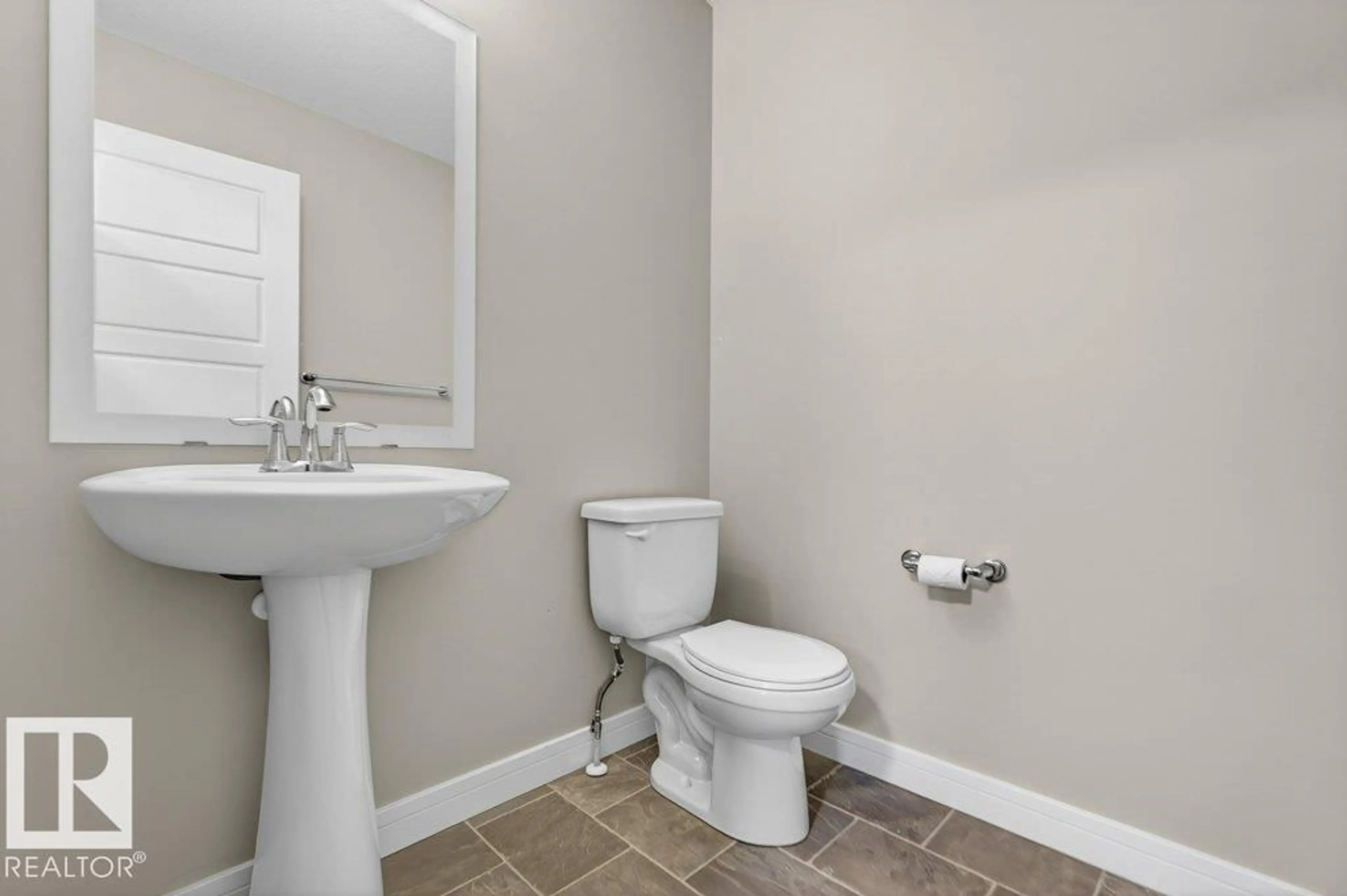 Standard bathroom, ceramic/tile floor for 1363 ADAMSON DR, Edmonton Alberta T6W3C2