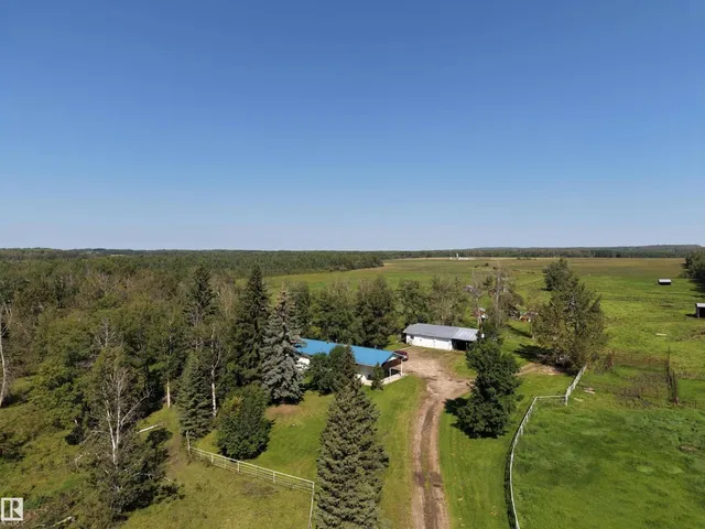 8118 HWY 620, Rural Brazeau County 2