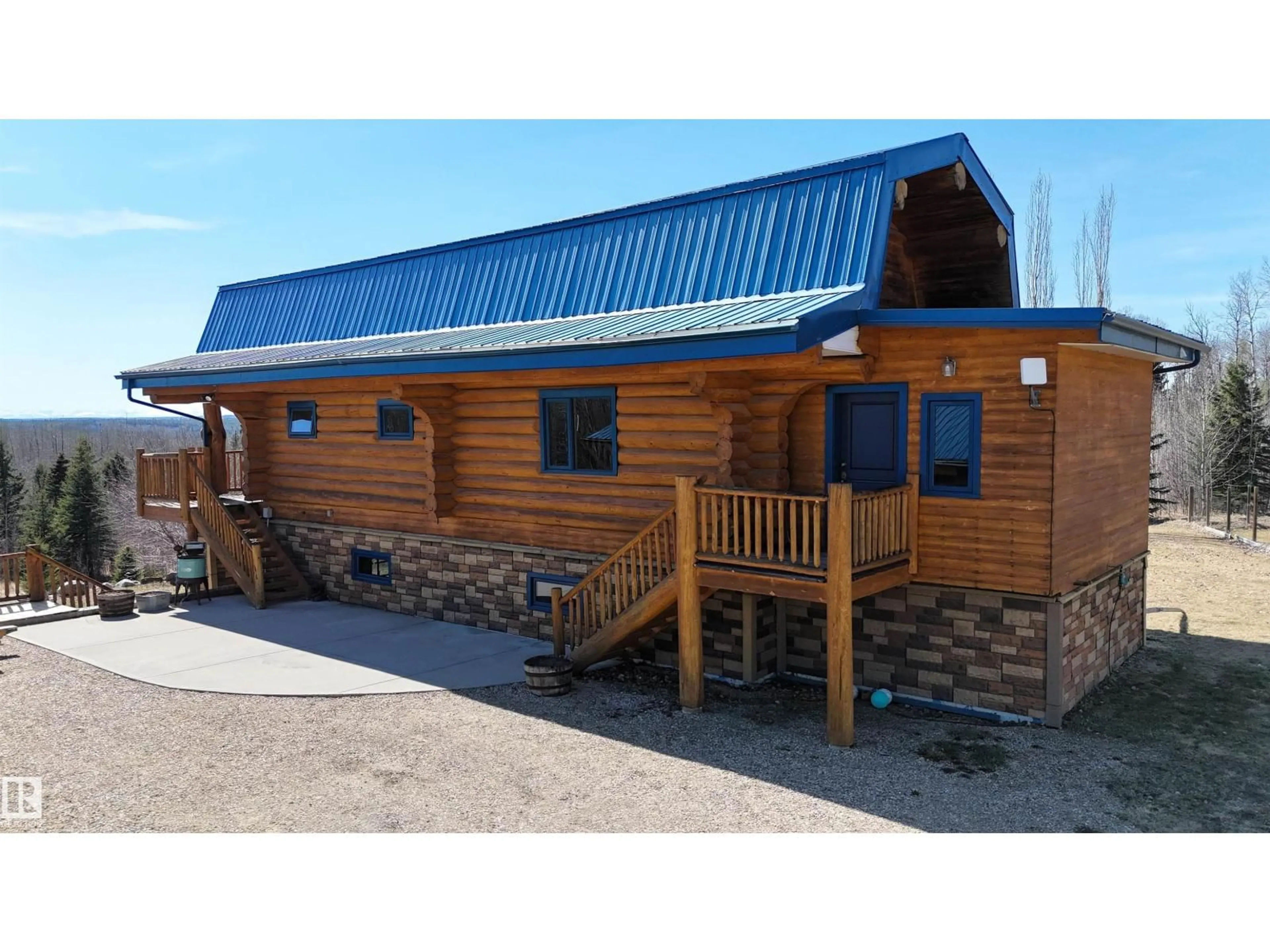 Home with vinyl exterior material, building for 18322B HWY 16 W, Rural Yellowhead Alberta T7E3B4