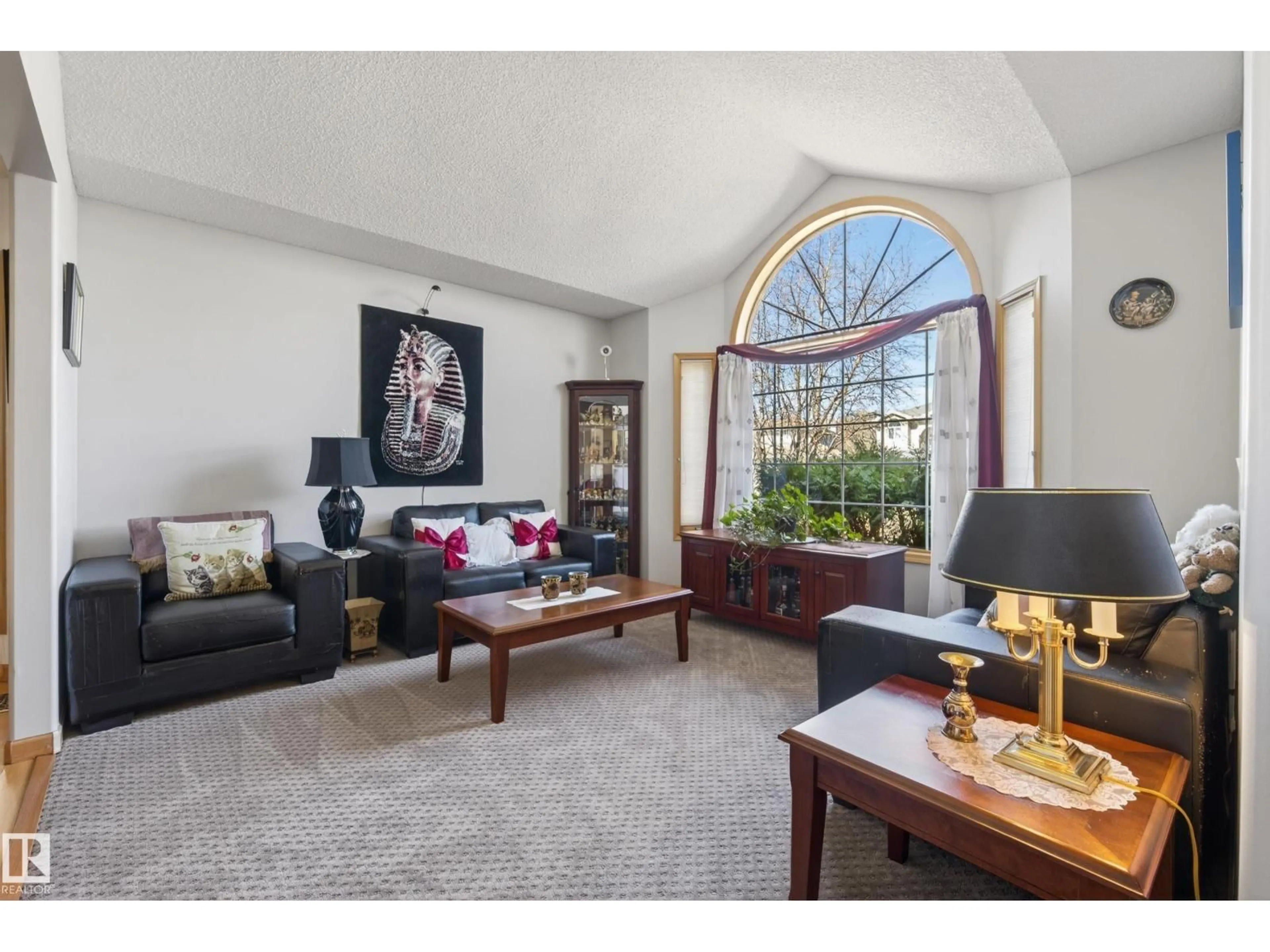 Living room with furniture, unknown for 433 TWIN BROOKS CR, Edmonton Alberta T6J6W7