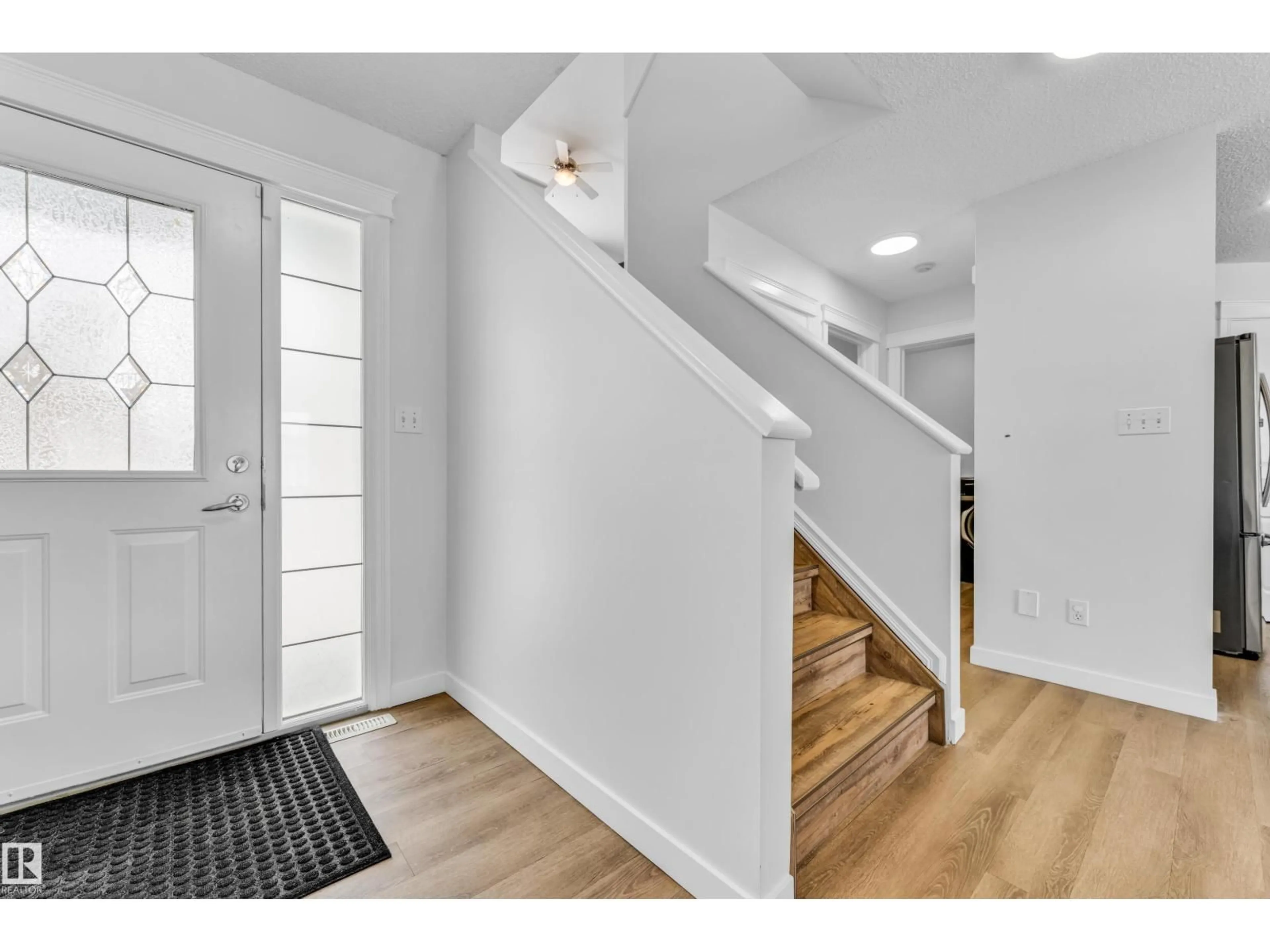 Indoor entryway for 88 BONIN, Beaumont Alberta T4X1N7