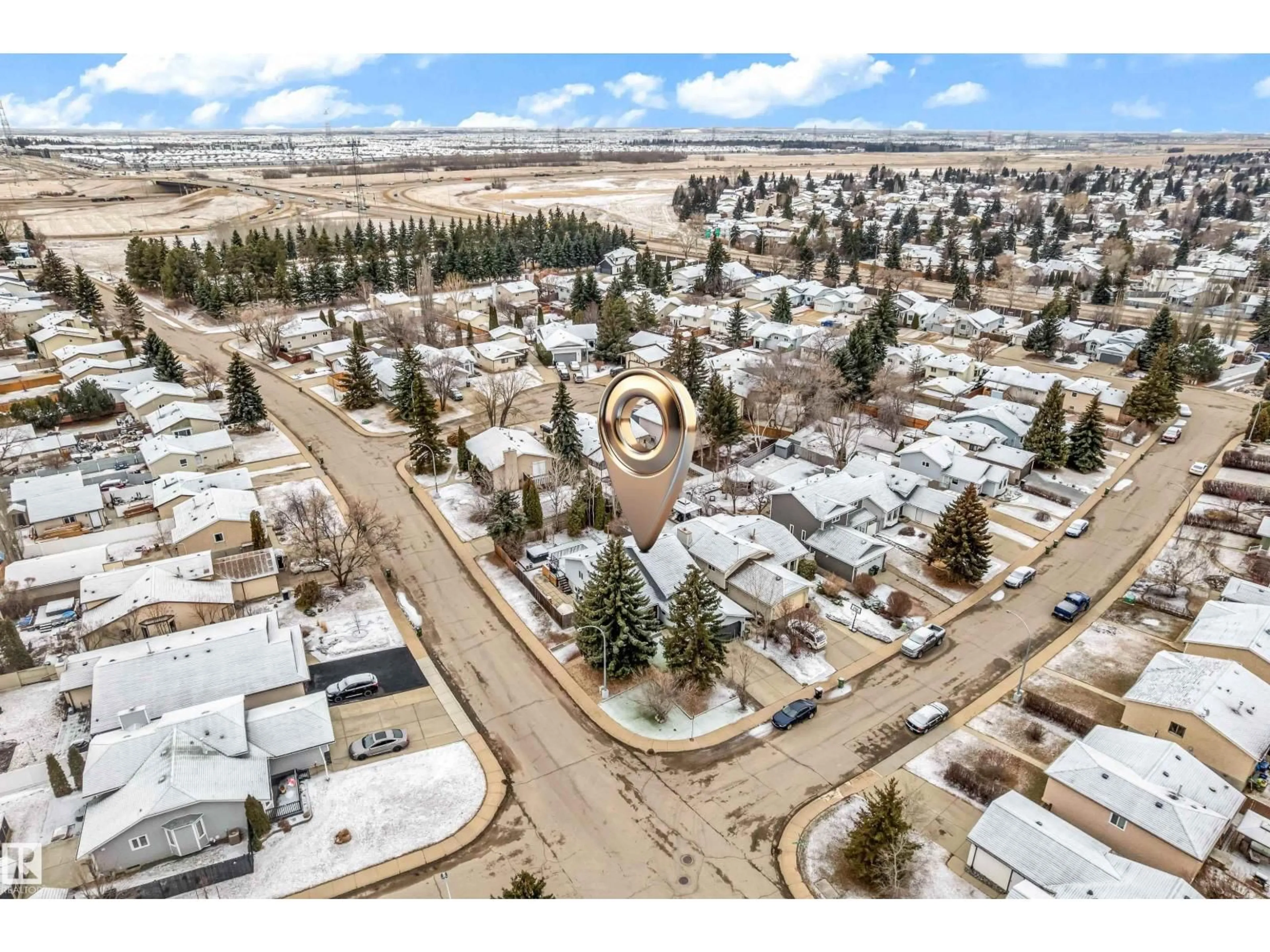 A pic from outside/outdoor area/front of a property/back of a property/a pic from drone, street for 4903 11A AV, Edmonton Alberta T6L6C6