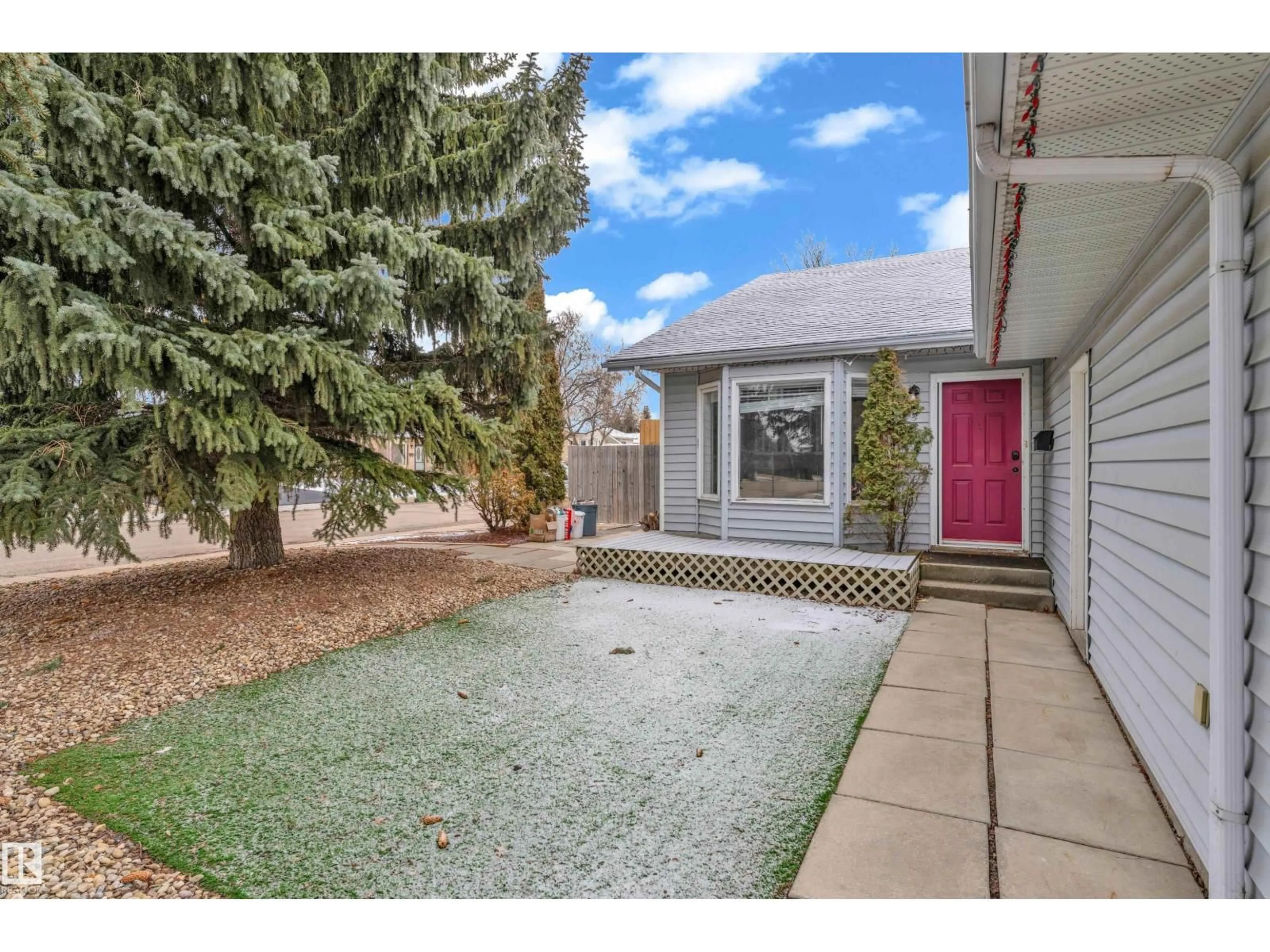 Unknown for 4903 11A AV, Edmonton Alberta T6L6C6