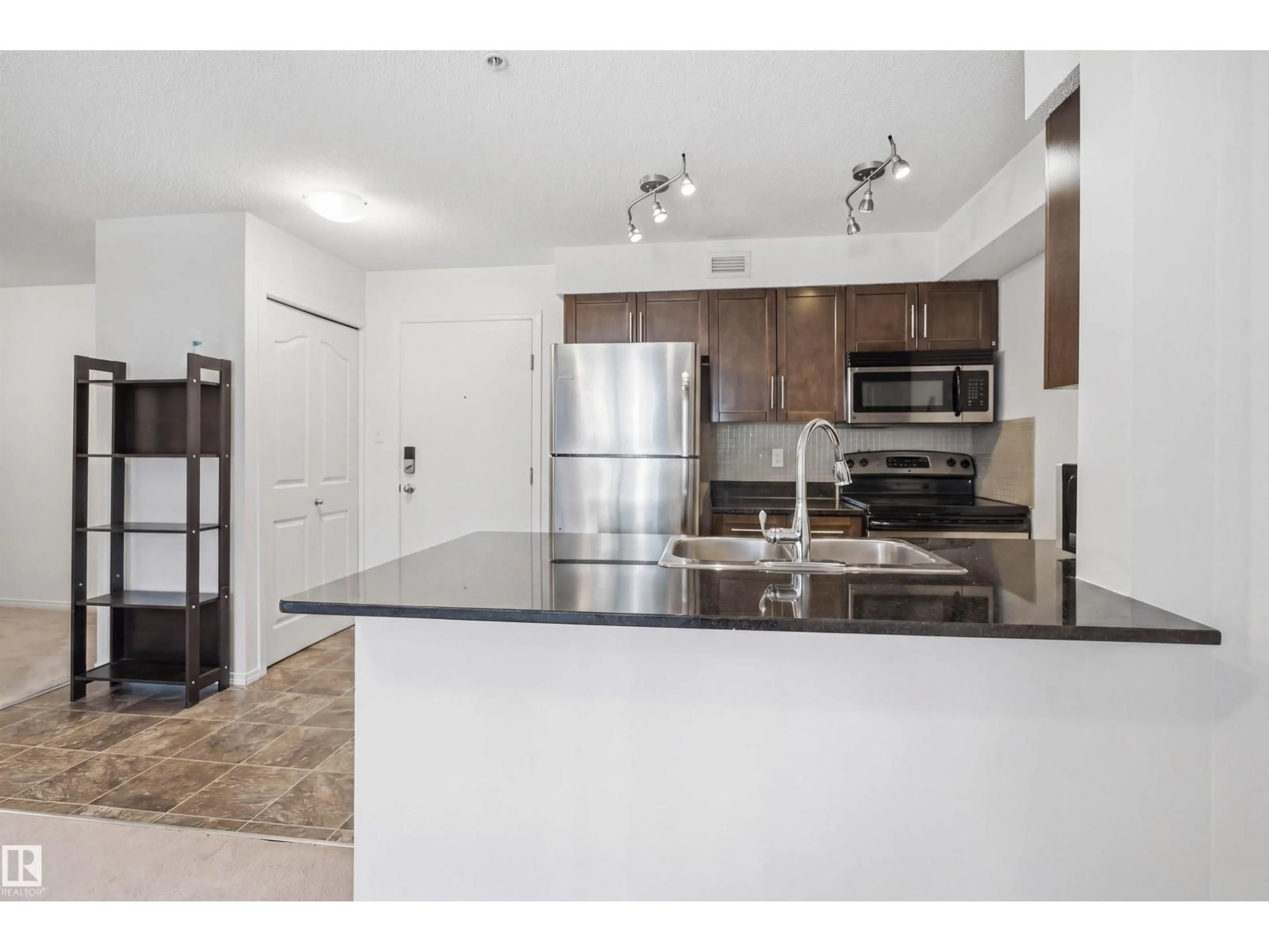 Unknown for 205 - 205 11812 22 AVE AVE, Edmonton Alberta T6W2A2