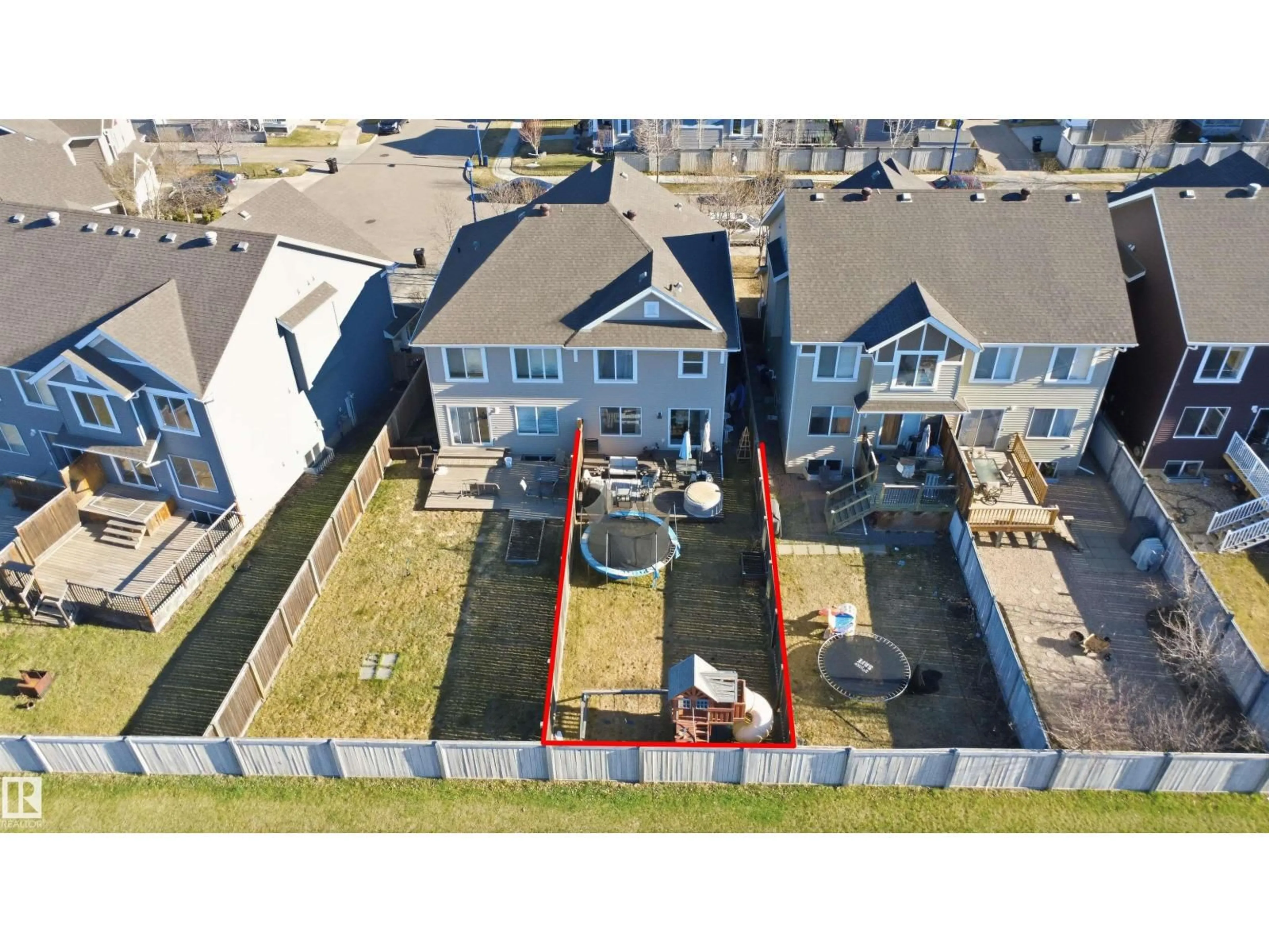 A pic from outside/outdoor area/front of a property/back of a property/a pic from drone, building for SW - 7323 24 AVE, Edmonton Alberta T6X0V5