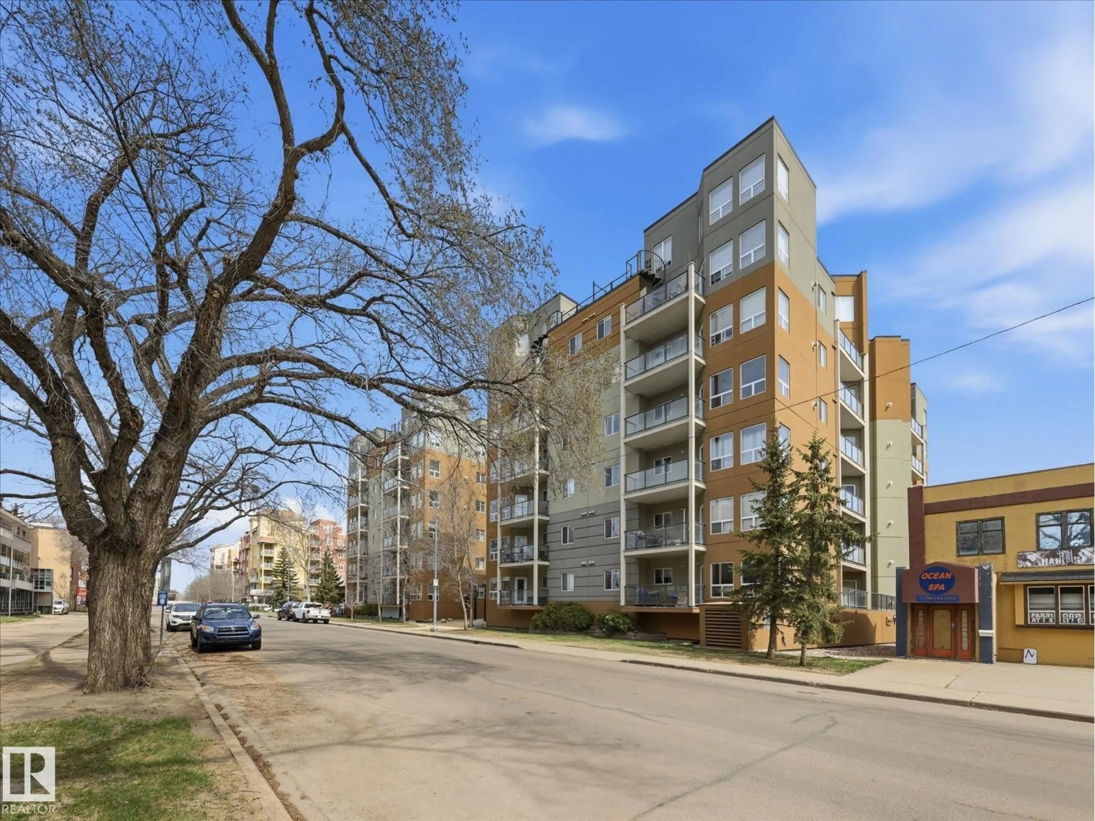 A pic from outside/outdoor area/front of a property/back of a property/a pic from drone, street for #503 - 10235 112 ST, Edmonton Alberta T5K1M7