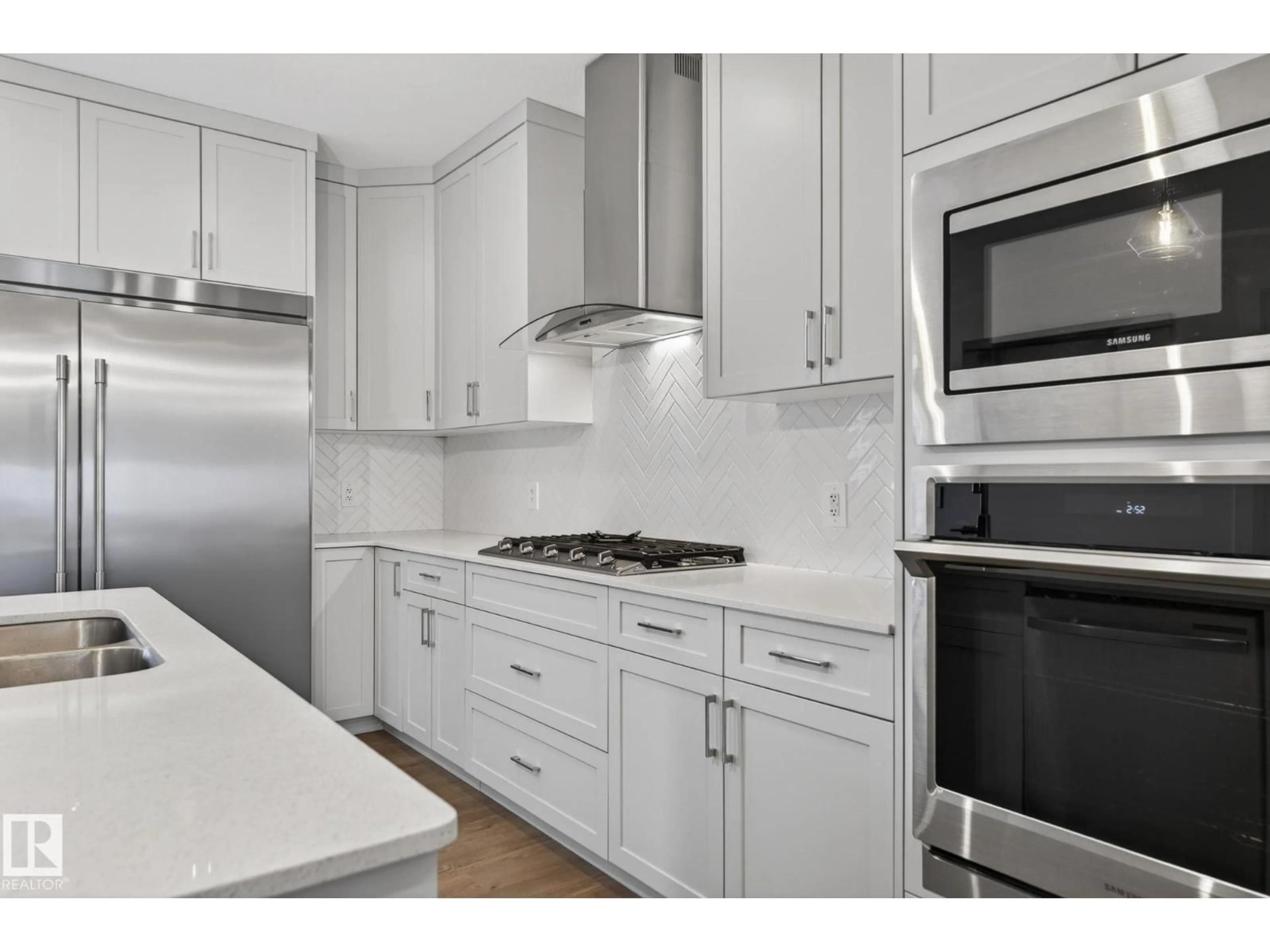 Unknown for NW - 3647 214 ST, Edmonton Alberta T6M1S3