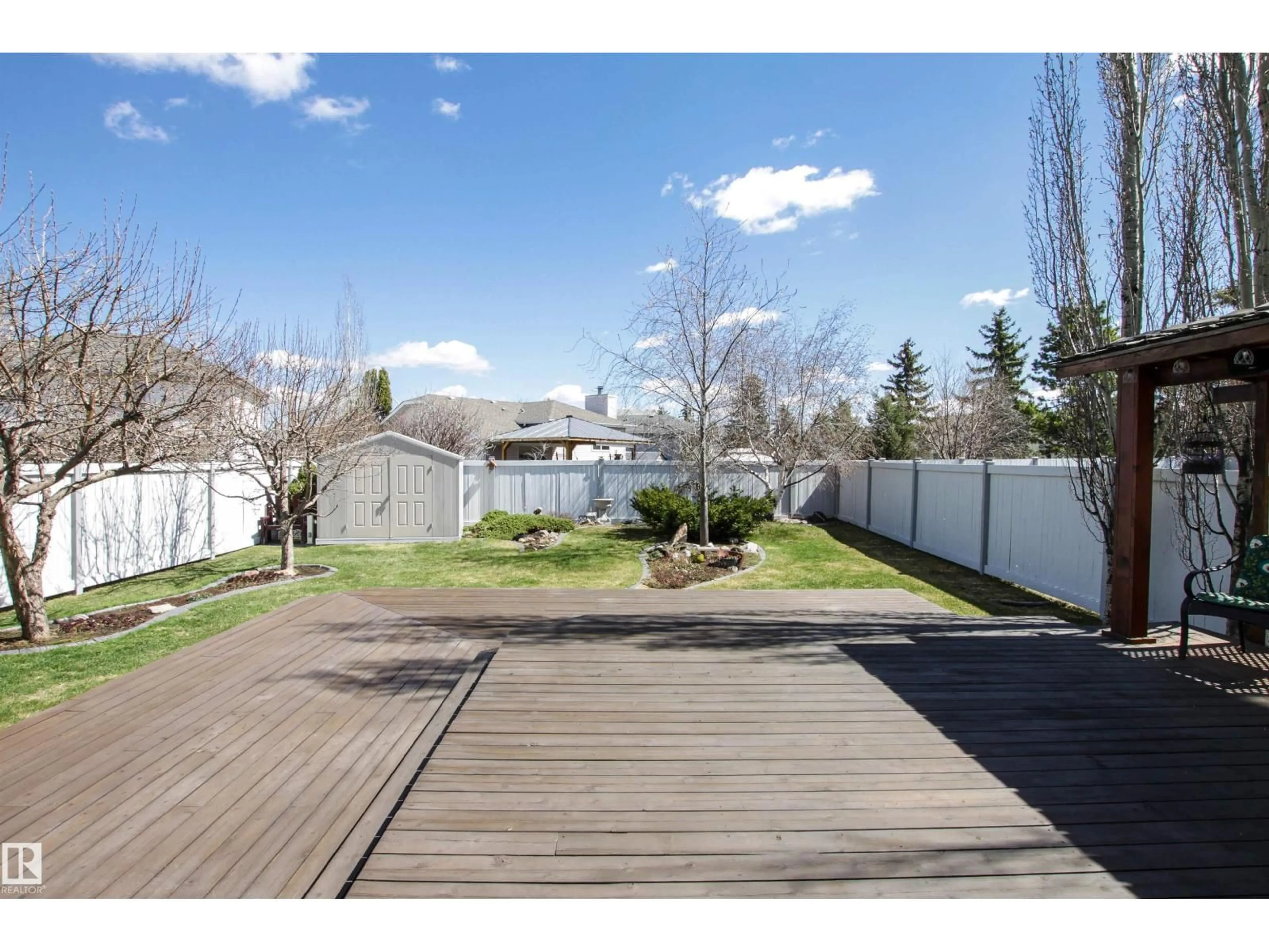 Patio, unknown for 1403 JEFFERYS CR, Edmonton Alberta T6L6T4
